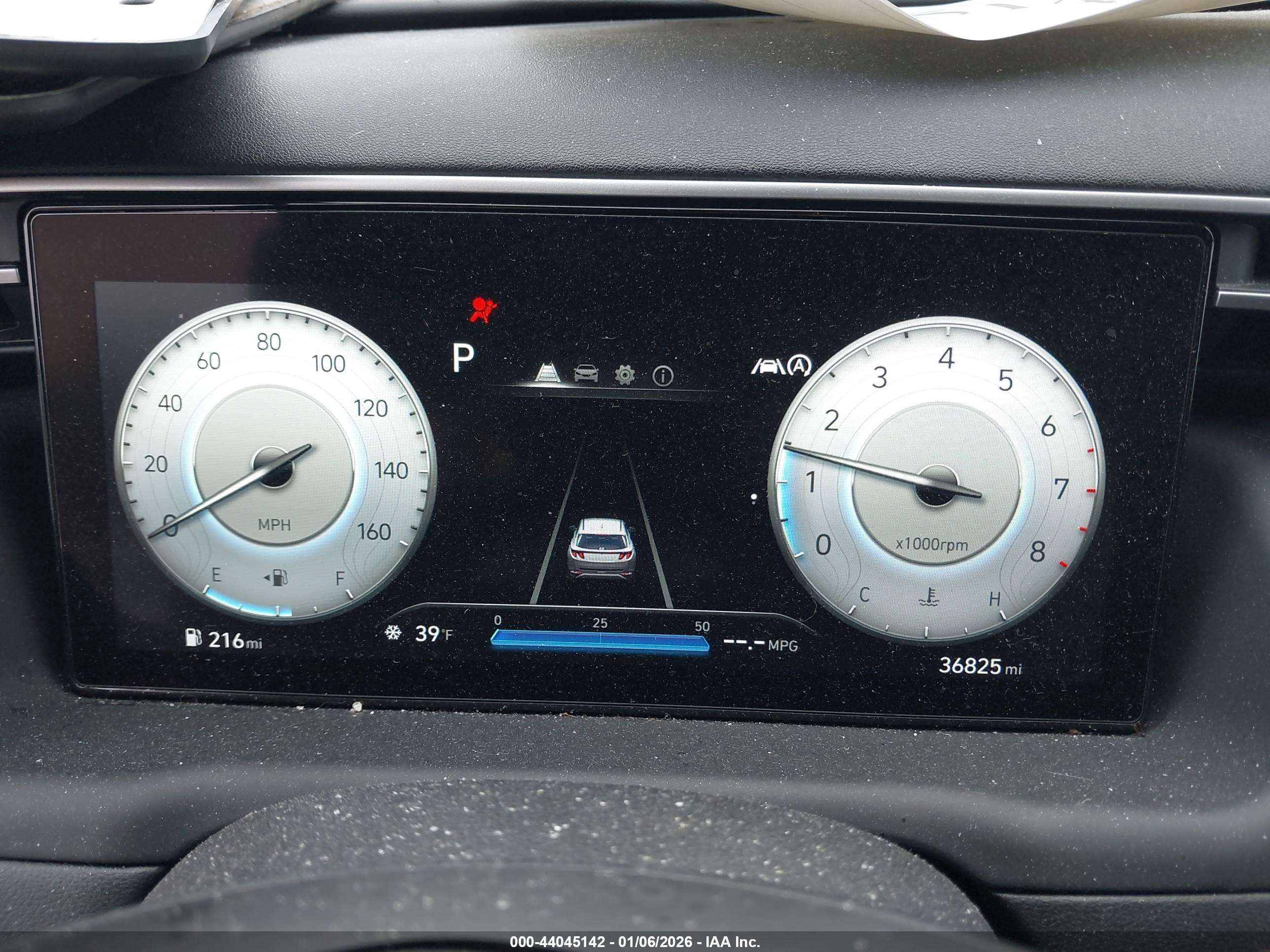 HYUNDAI TUCSON image 7