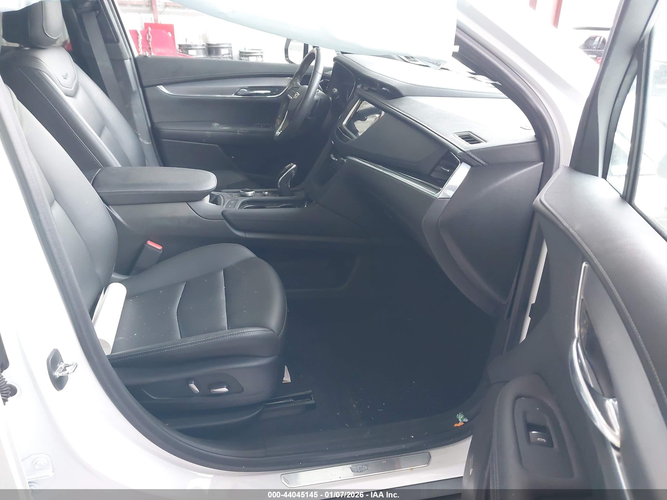 CADILLAC XT6 image 5