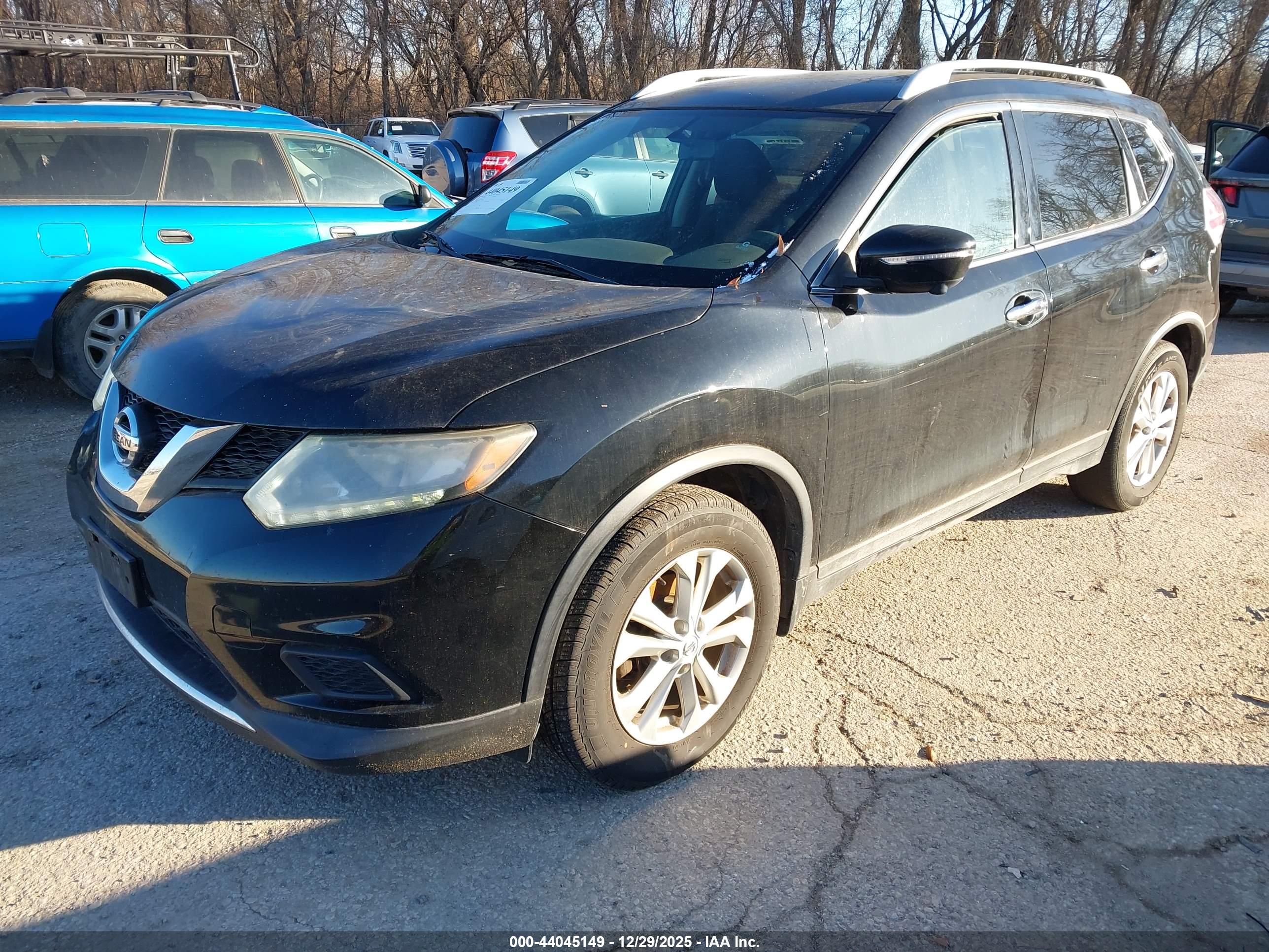 NISSAN ROGUE image 2