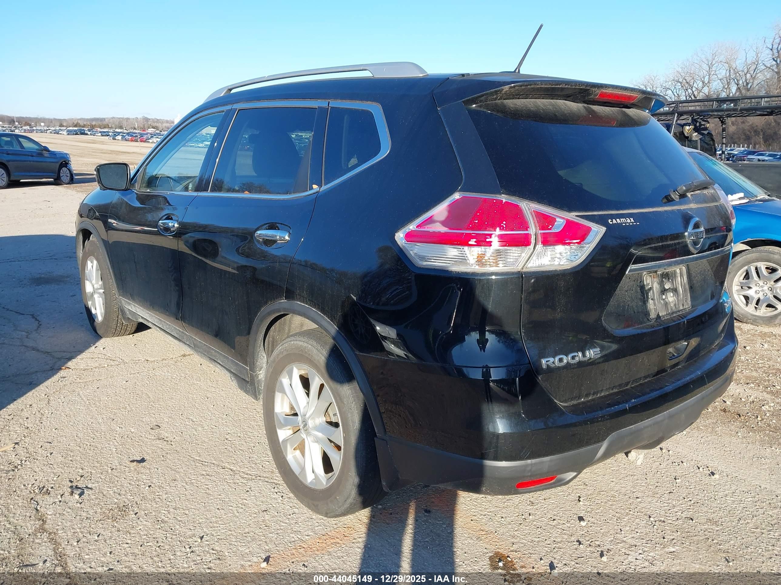 NISSAN ROGUE image 3