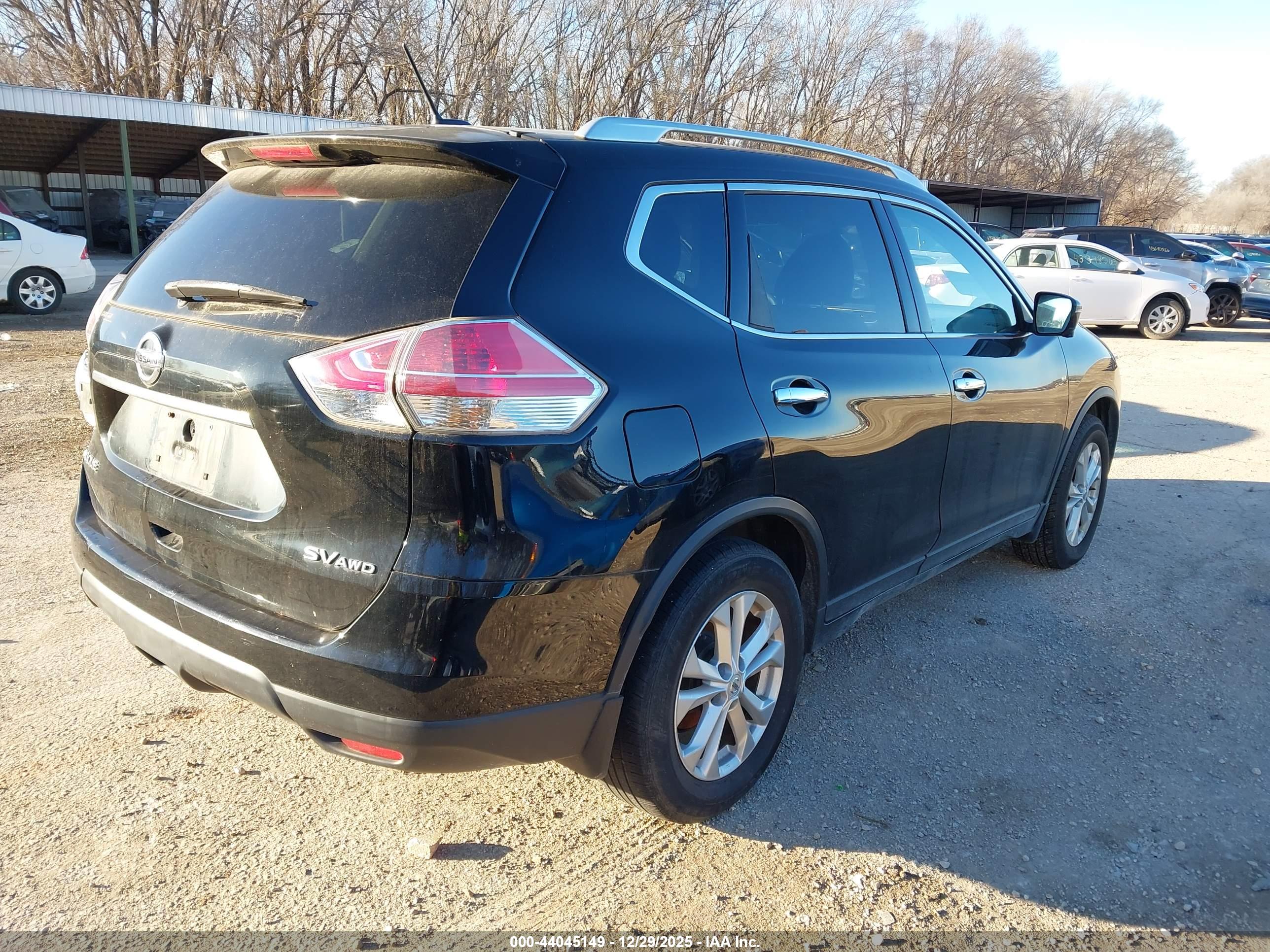 NISSAN ROGUE image 4