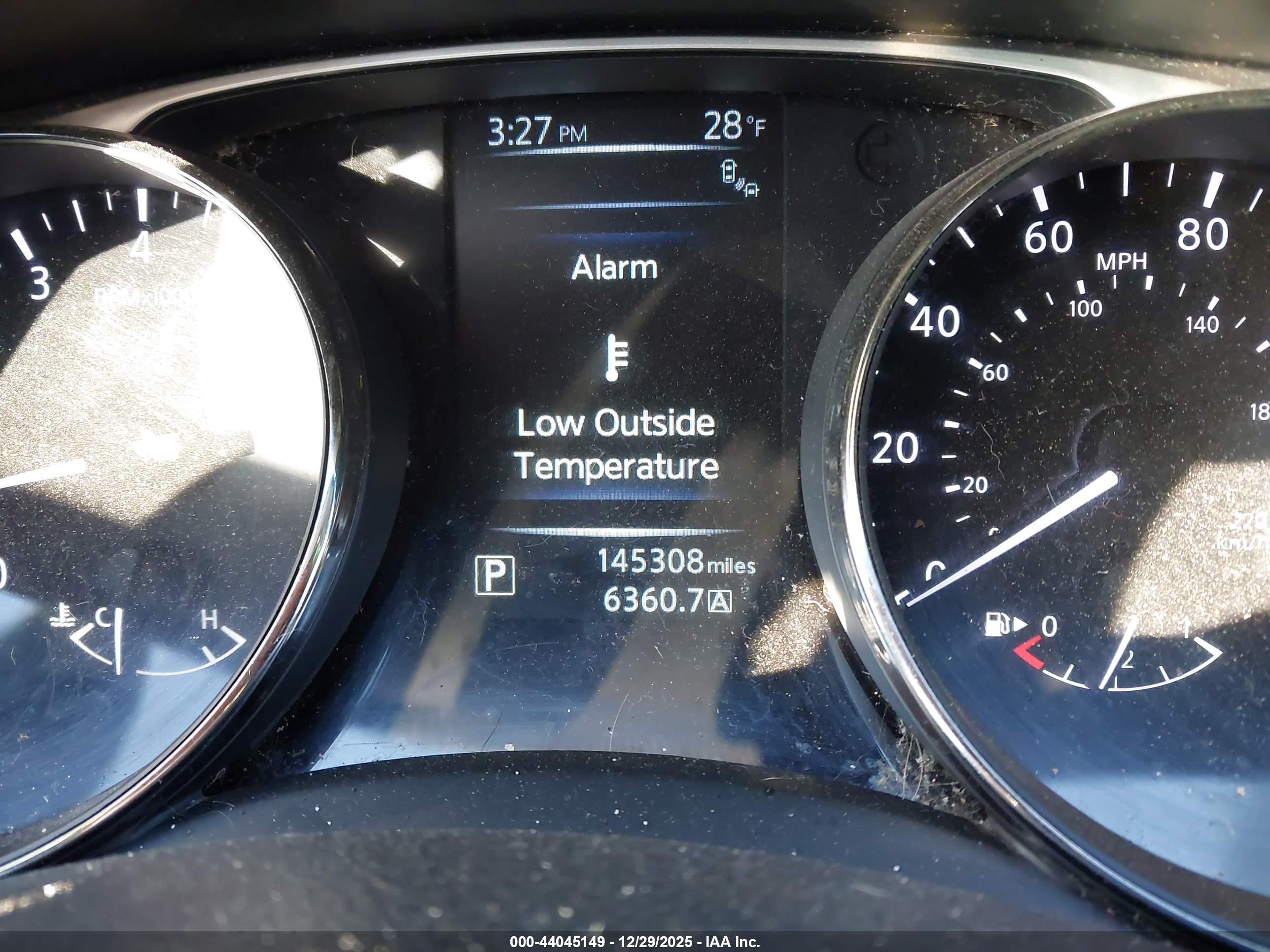 NISSAN ROGUE image 7