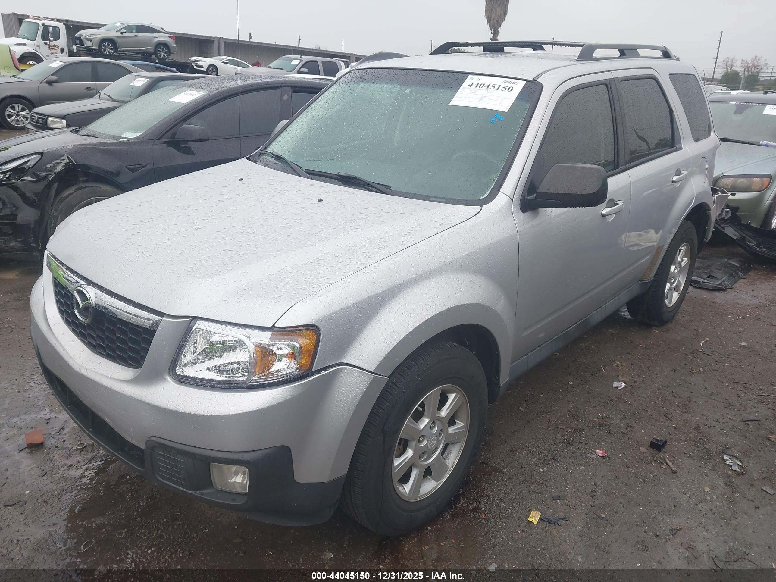 MAZDA TRIBUTE image 2