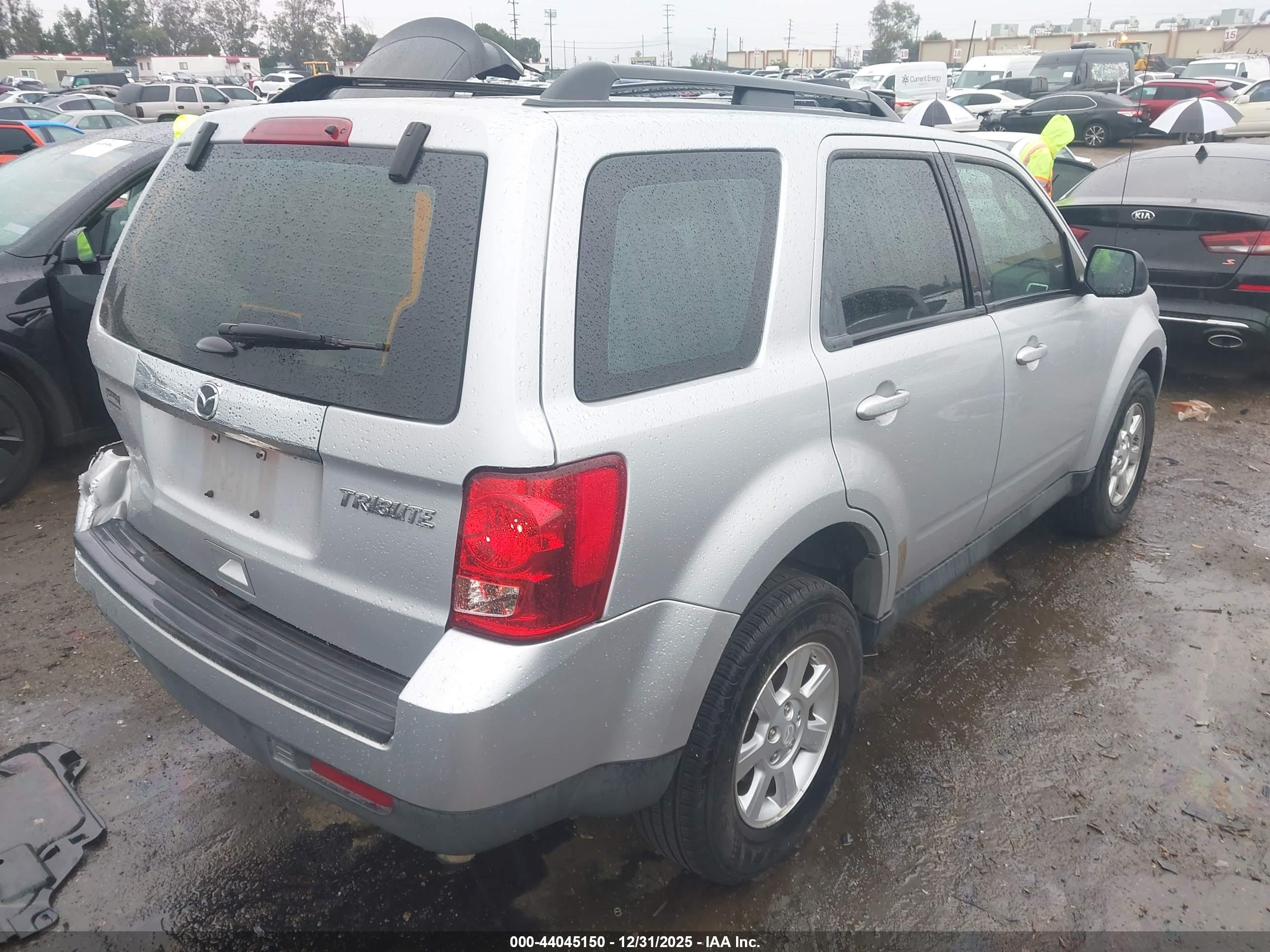 MAZDA TRIBUTE image 4