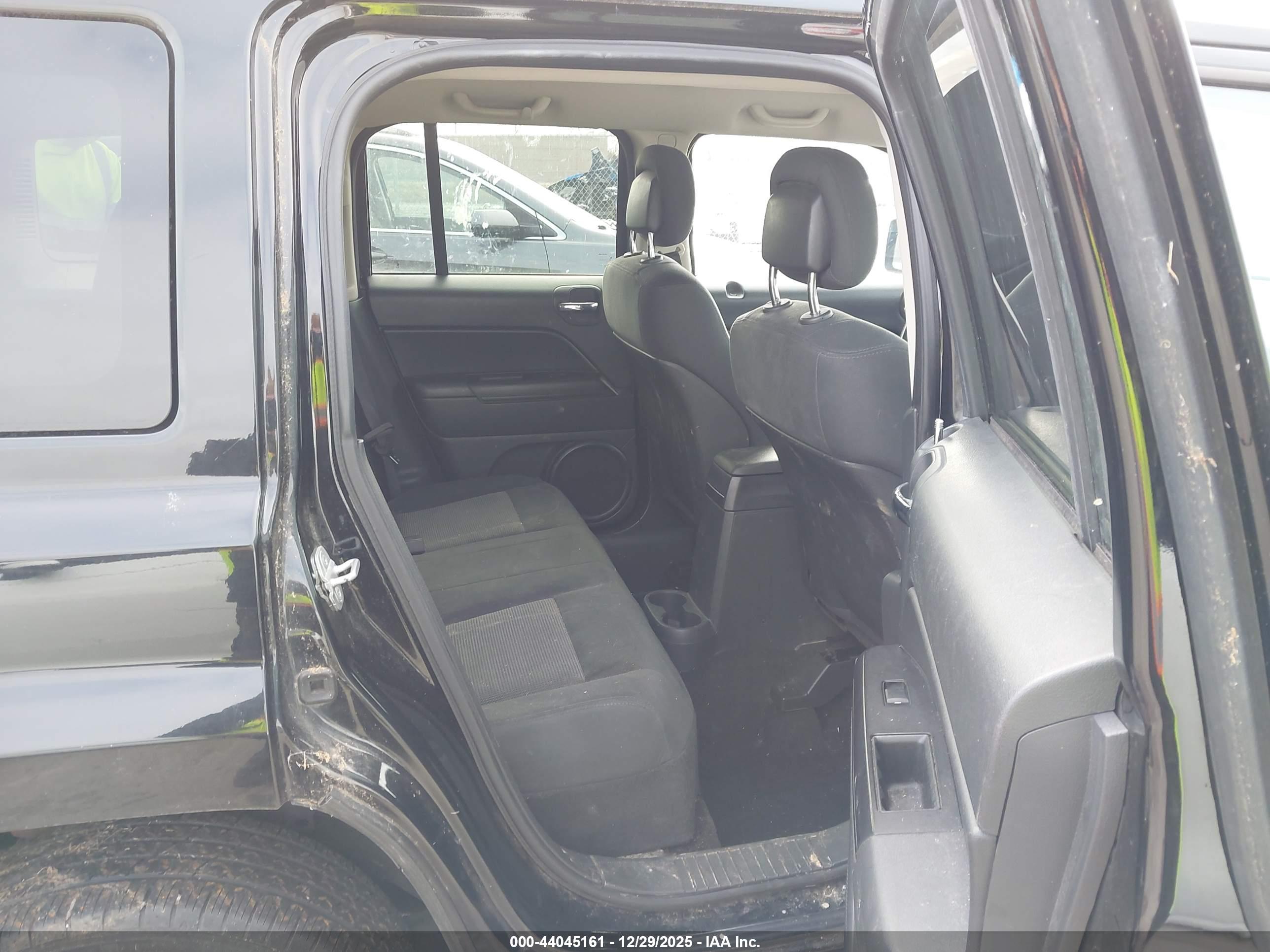 JEEP PATRIOT image 8