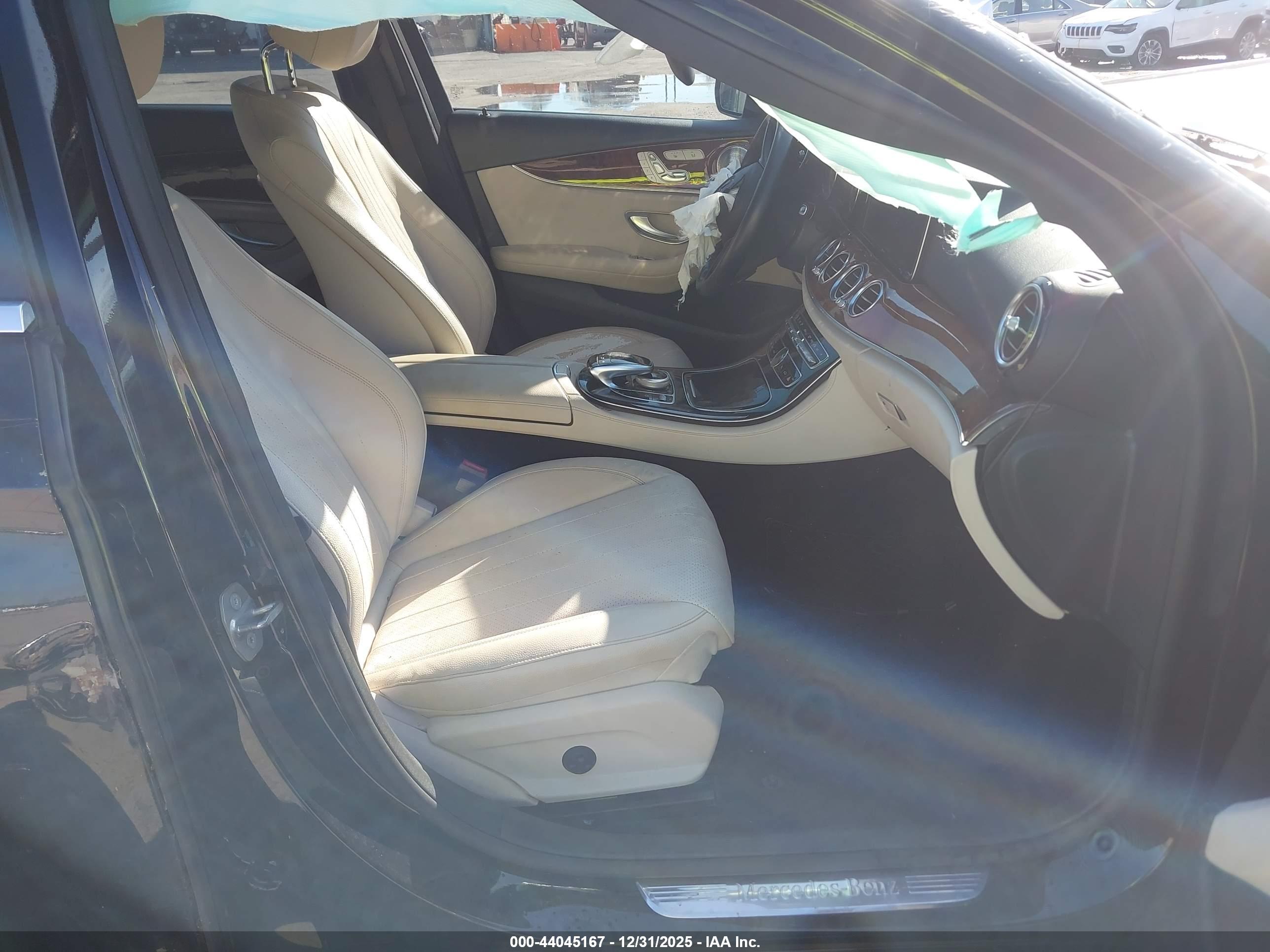 MERCEDES-BENZ E image 5