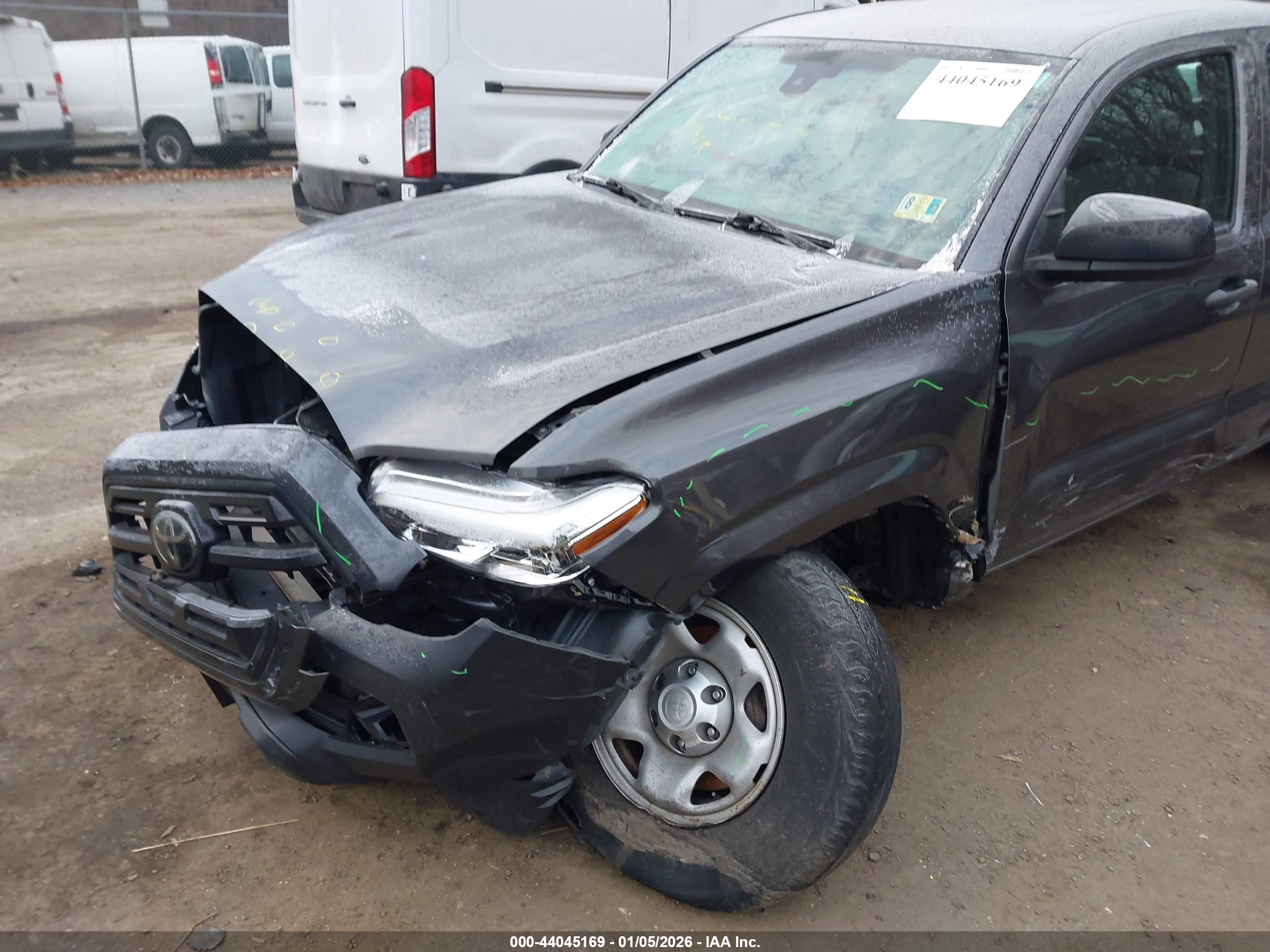 TOYOTA TACOMA image 6