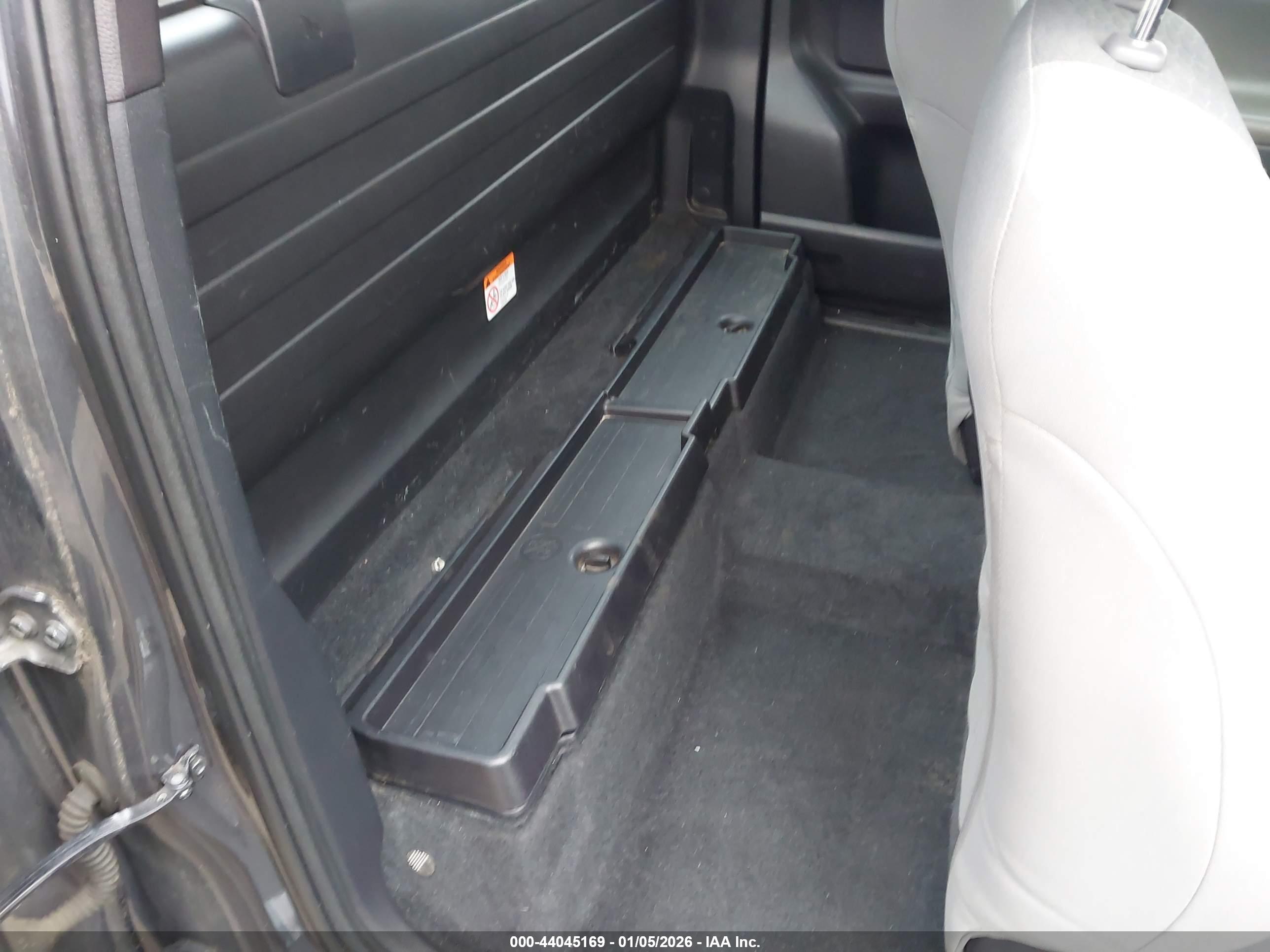 TOYOTA TACOMA image 8