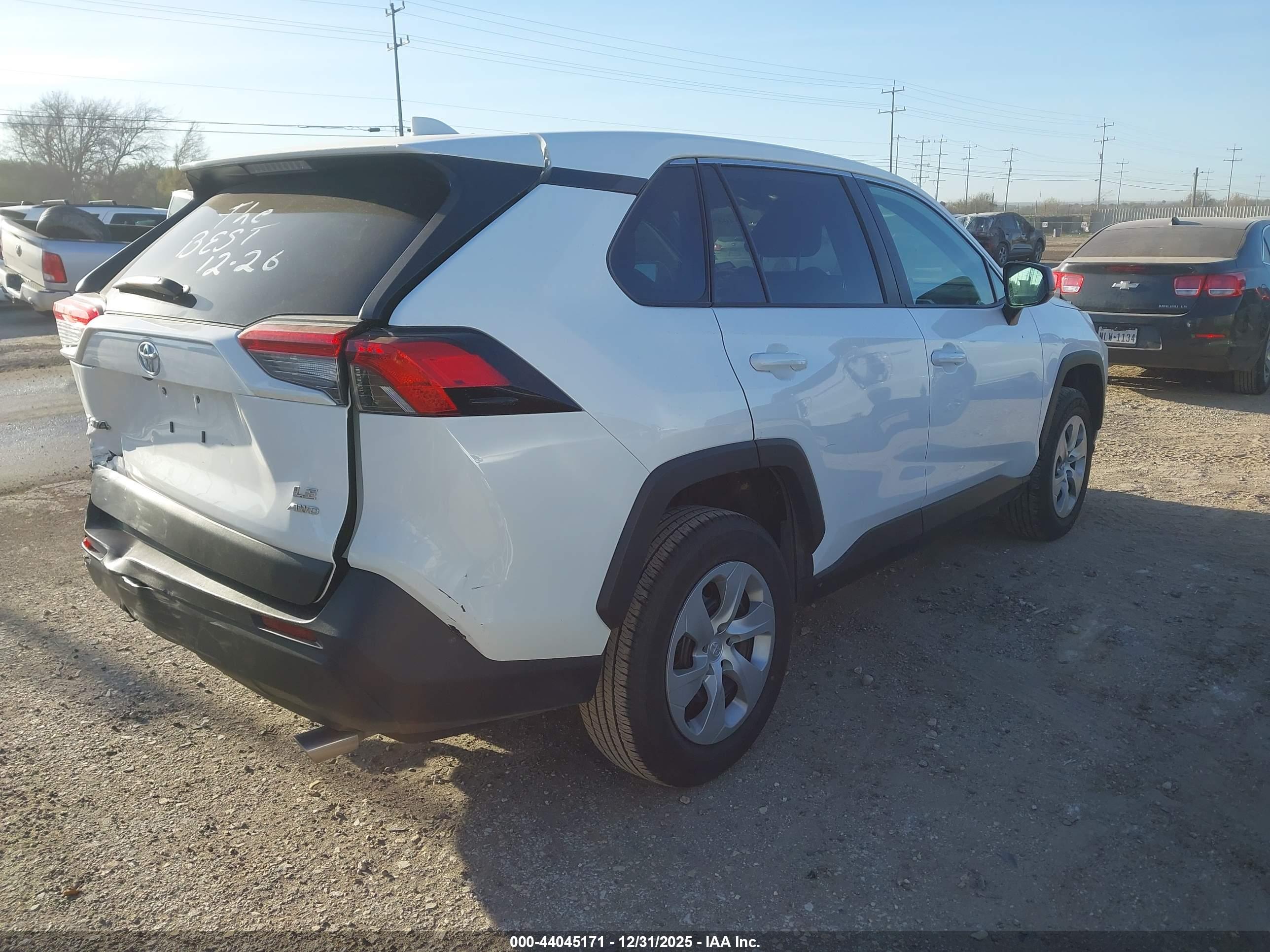 TOYOTA RAV4 image 4