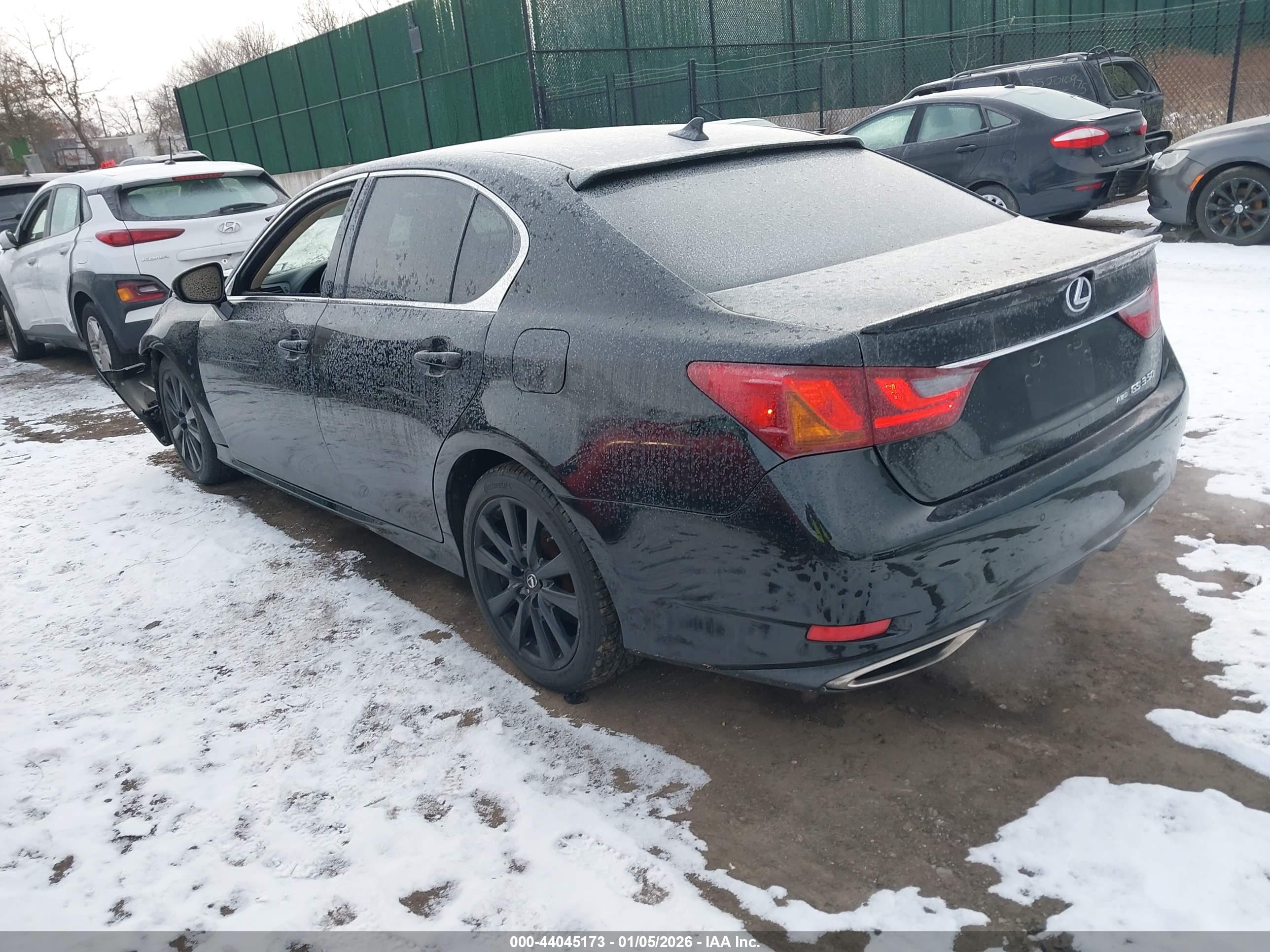 LEXUS GS image 3