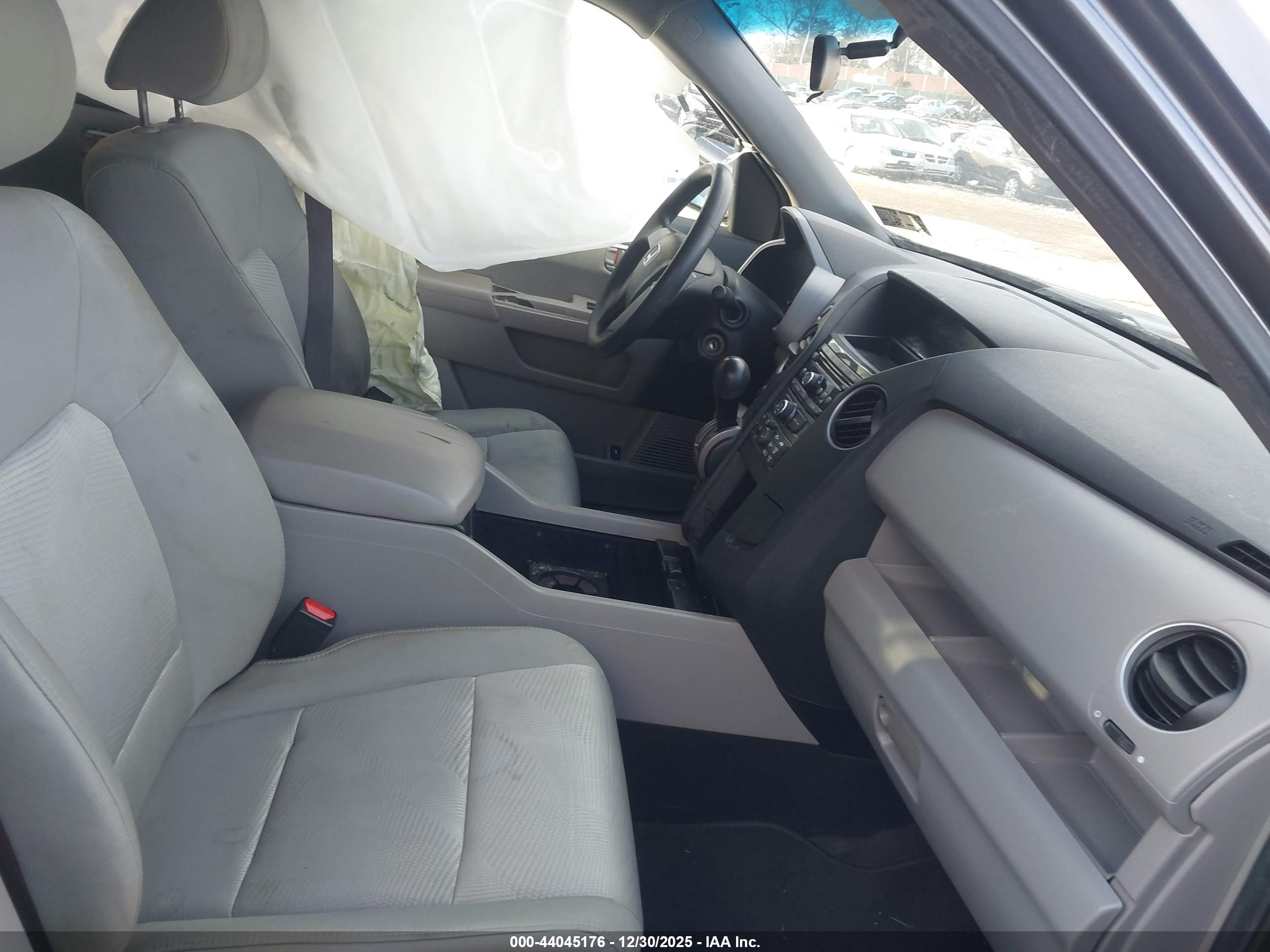 HONDA PILOT image 5