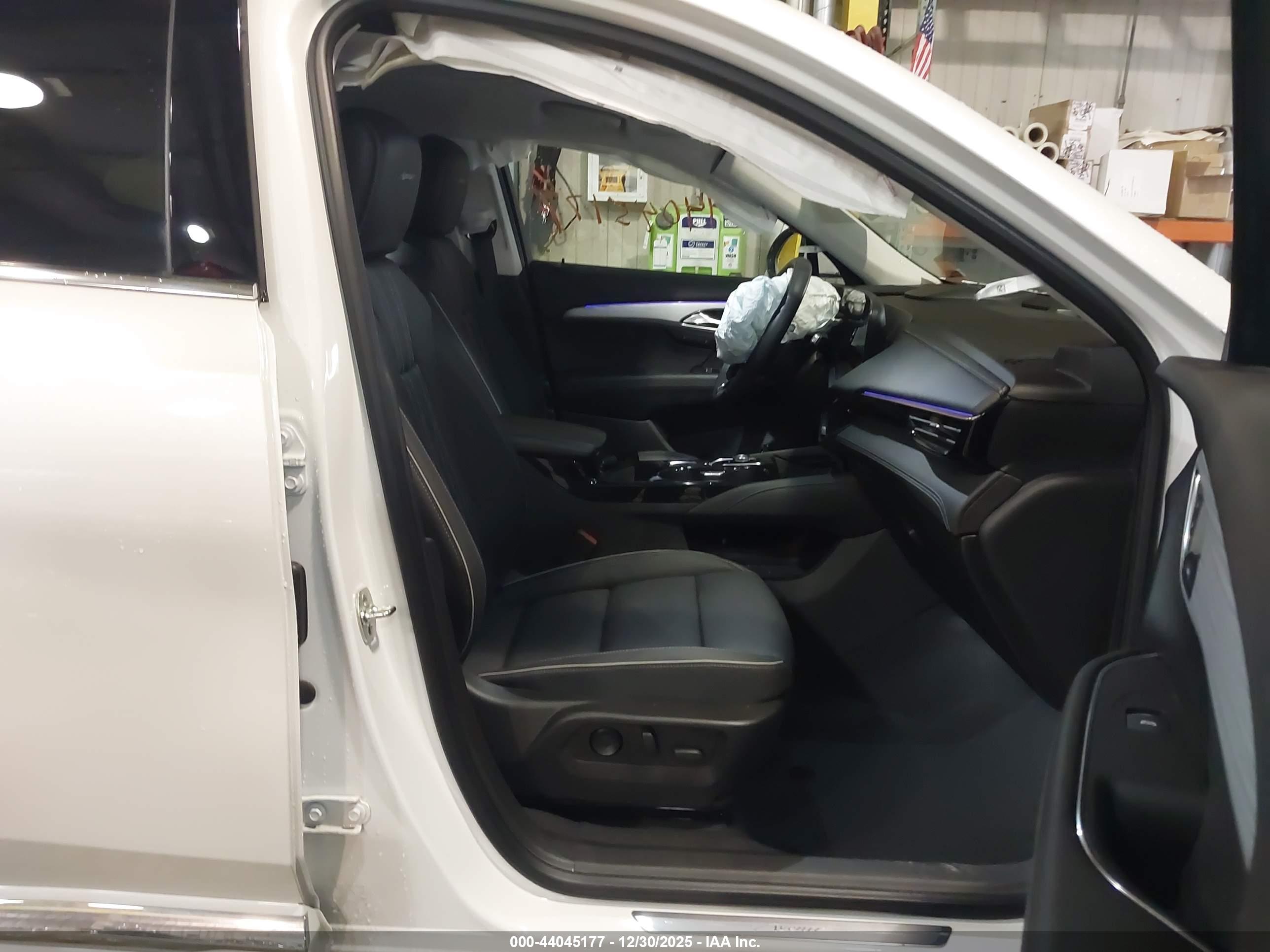 BUICK ENVISION image 5