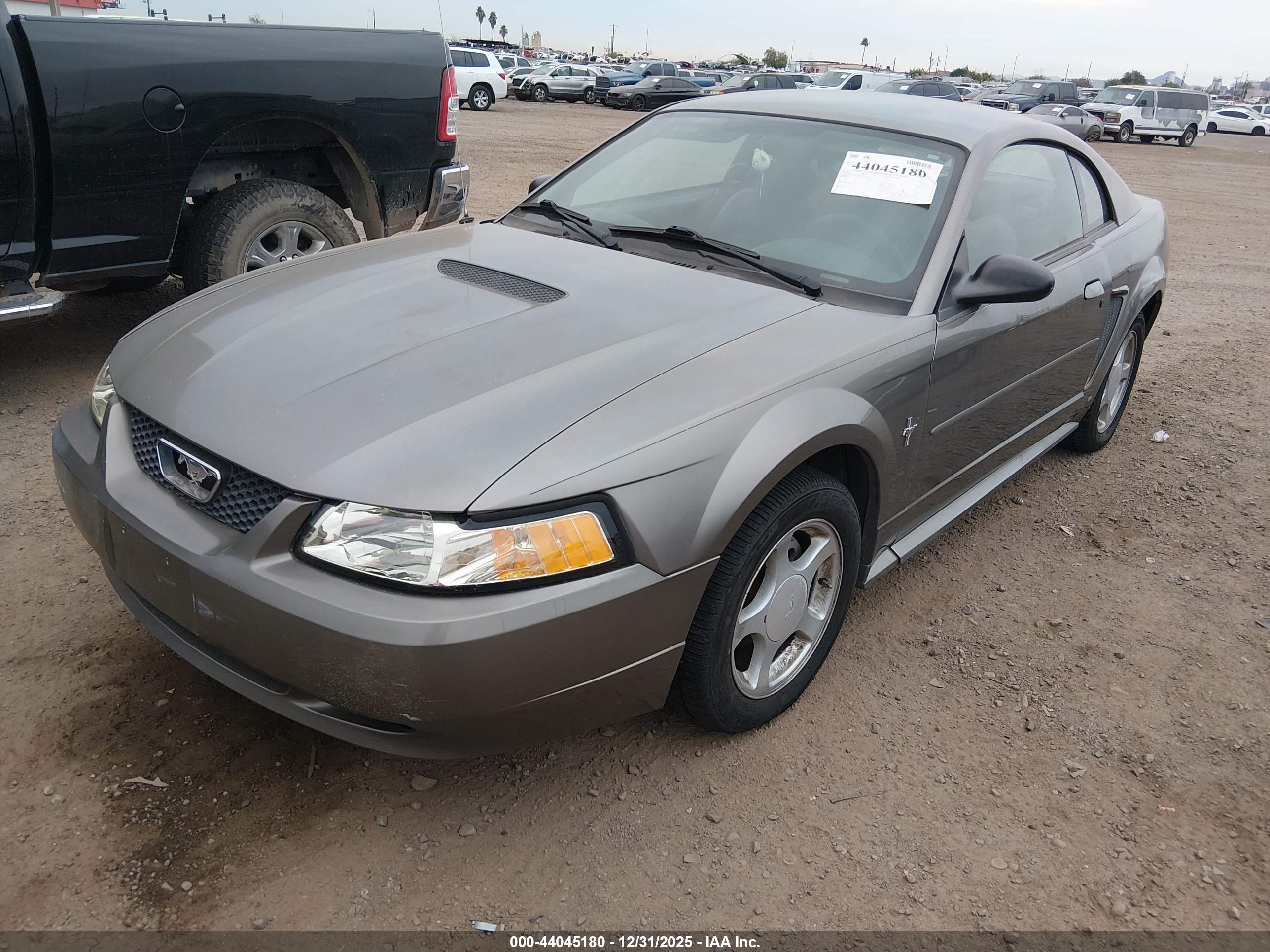 FORD MUSTANG image 2