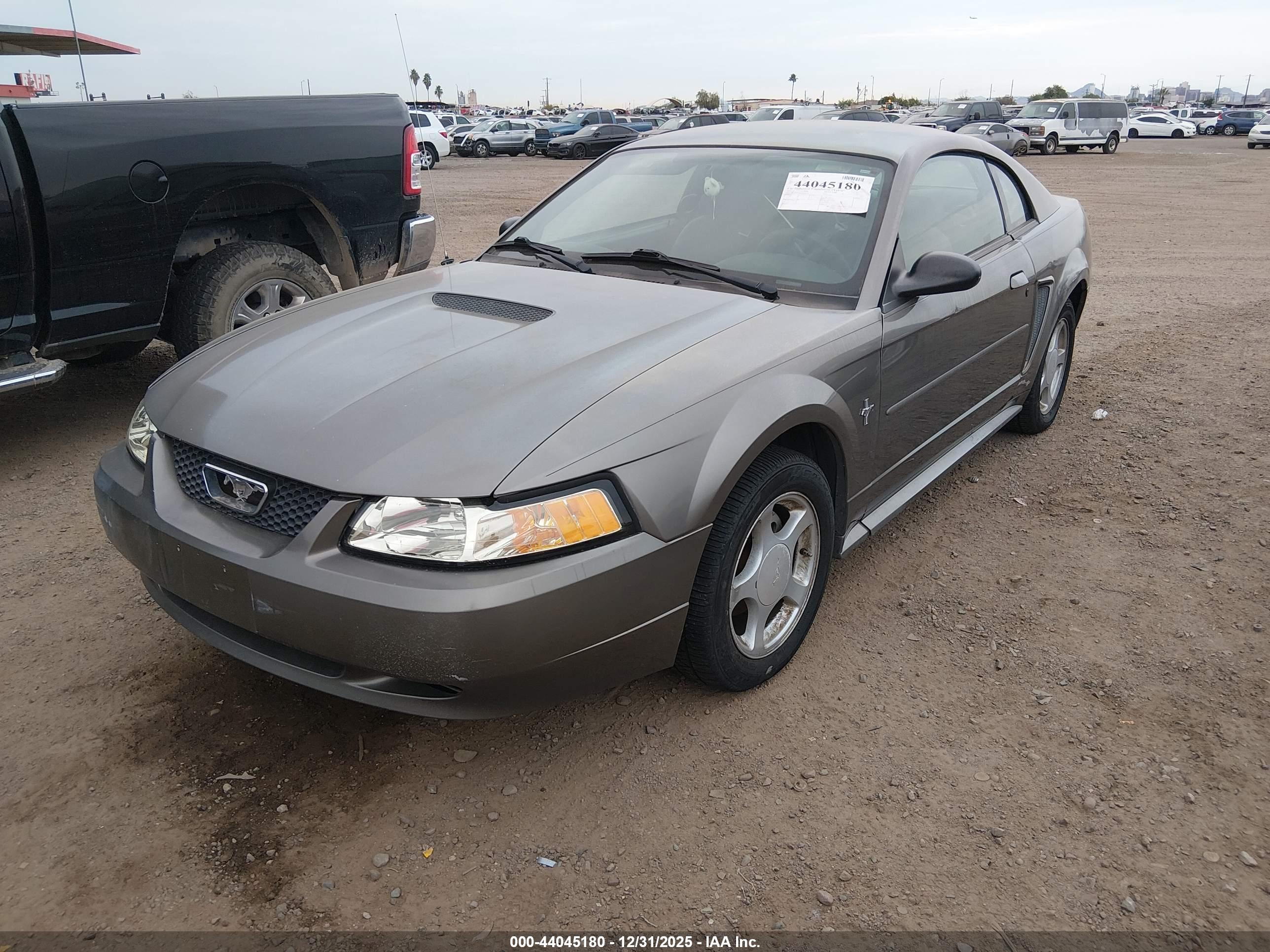 FORD MUSTANG image 6