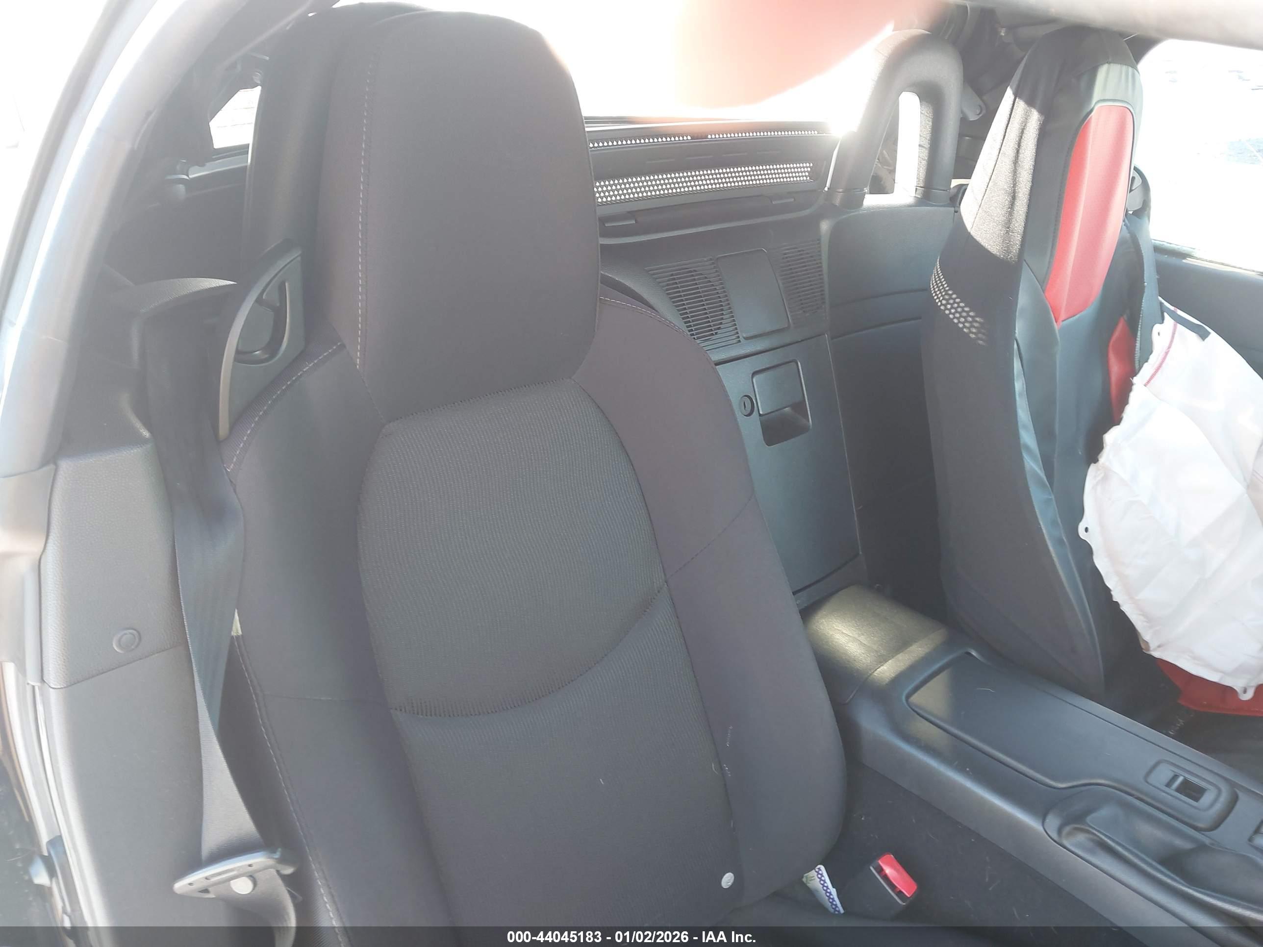 MAZDA MX-5 image 8