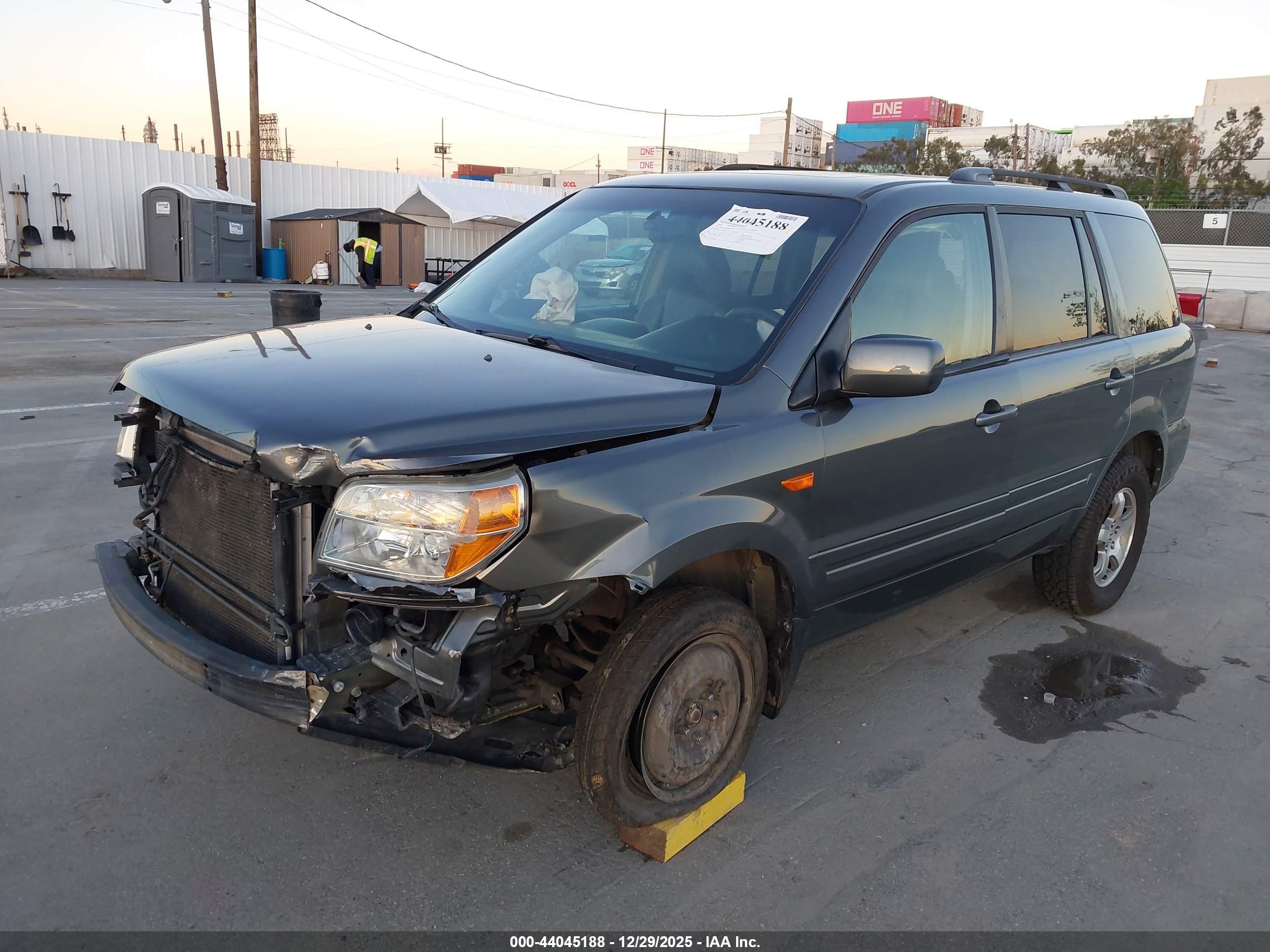 HONDA PILOT image 2