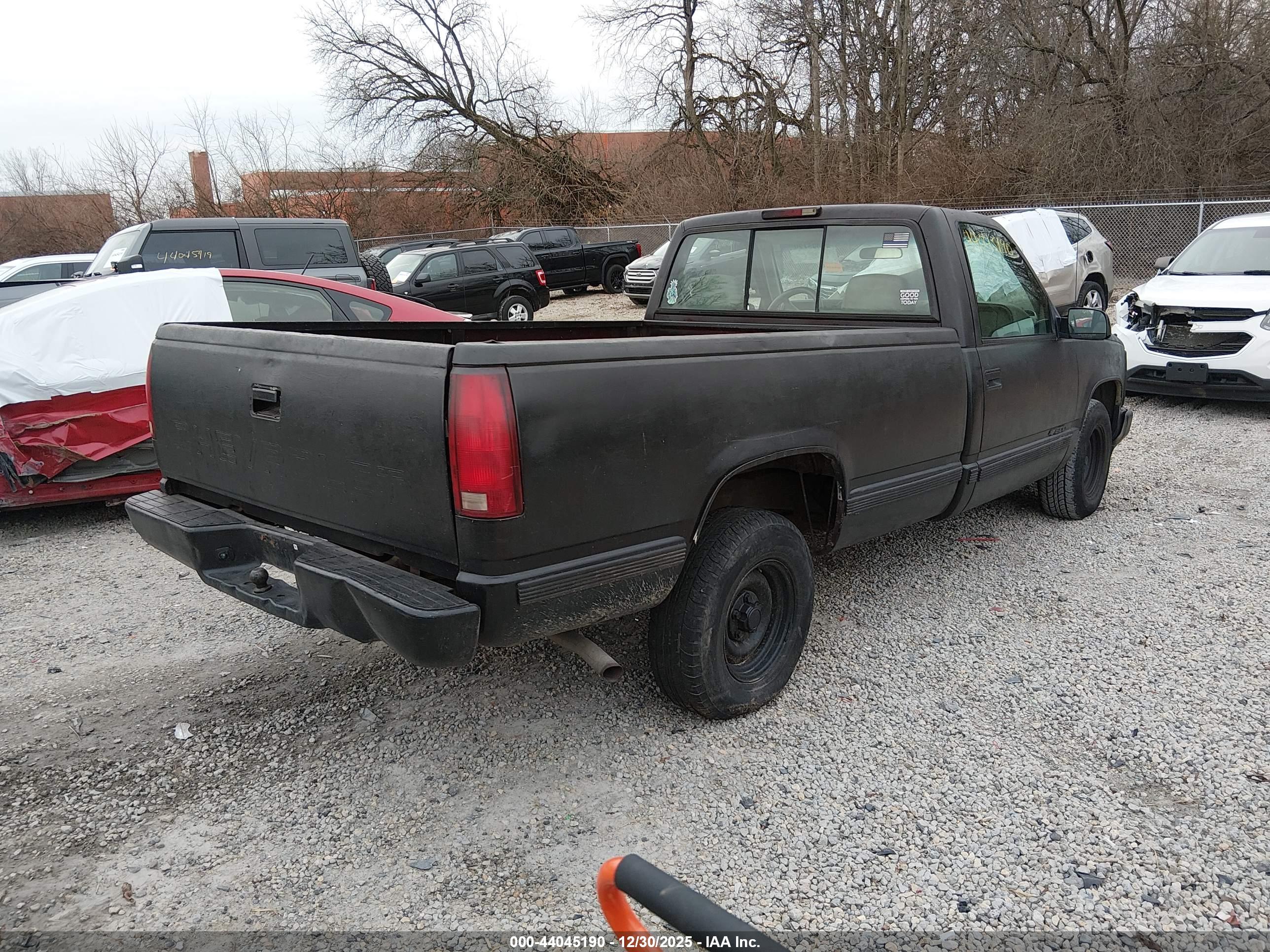CHEVROLET C1500 image 4