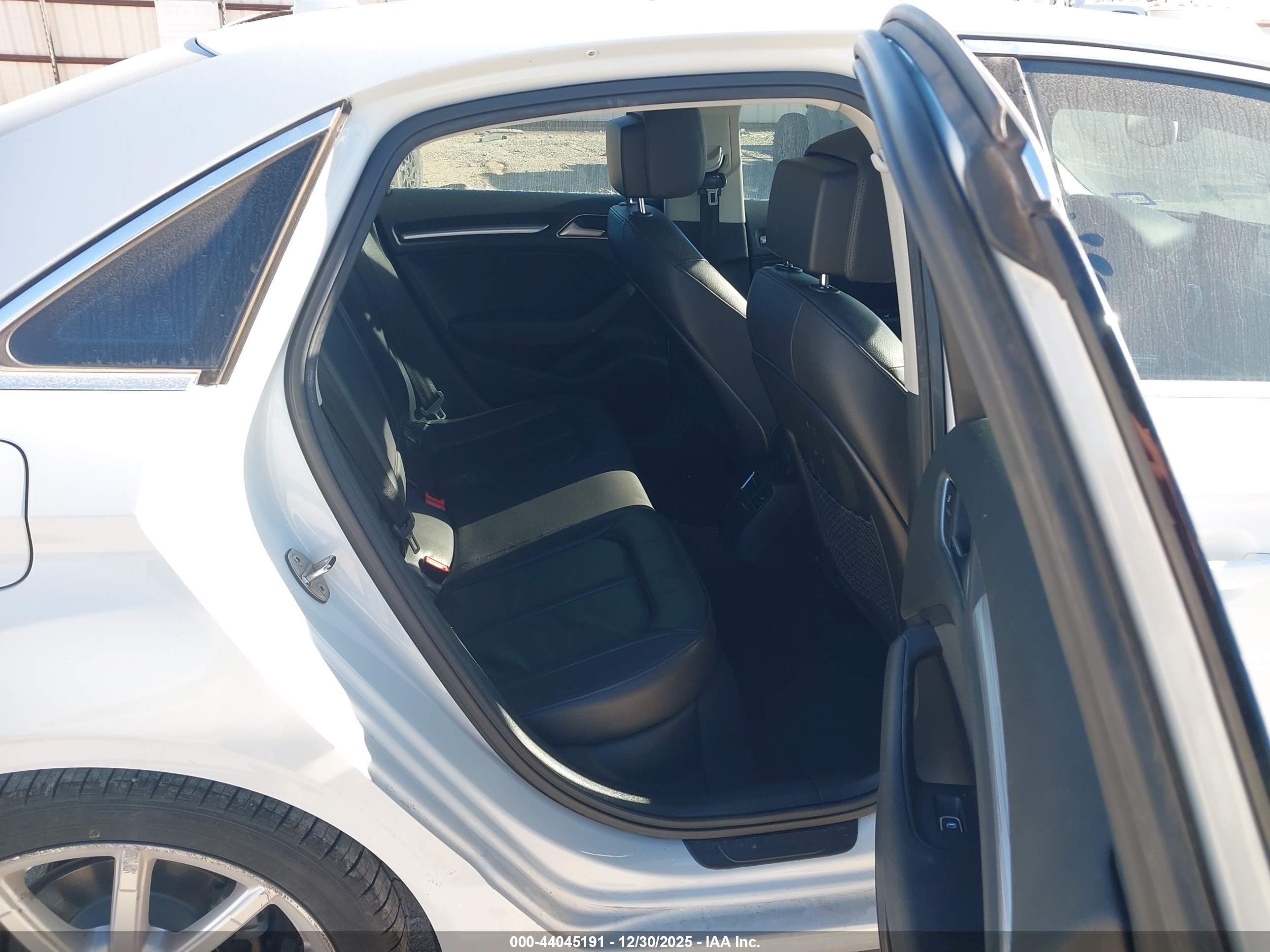 AUDI A3 image 8