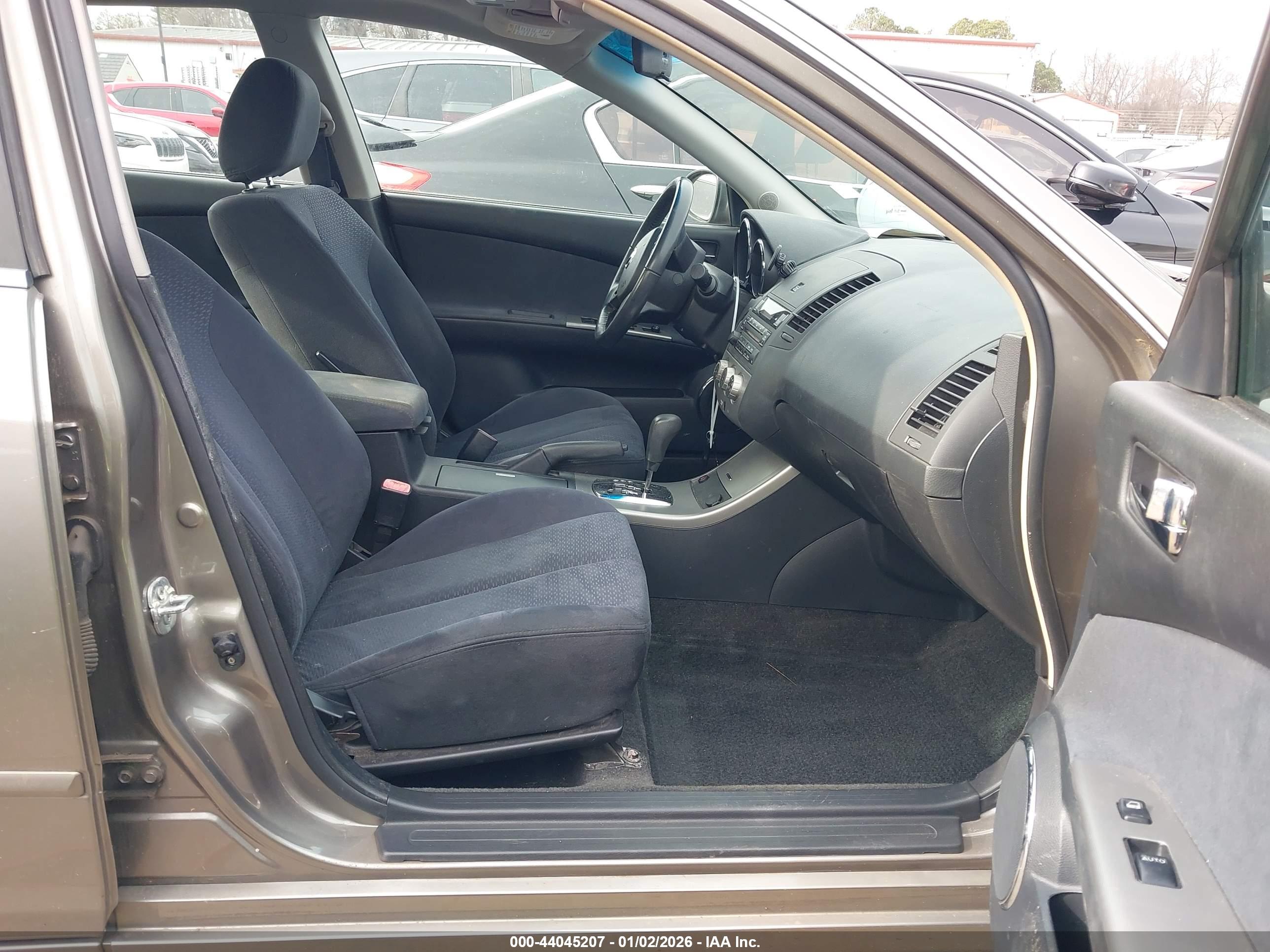 NISSAN ALTIMA image 5