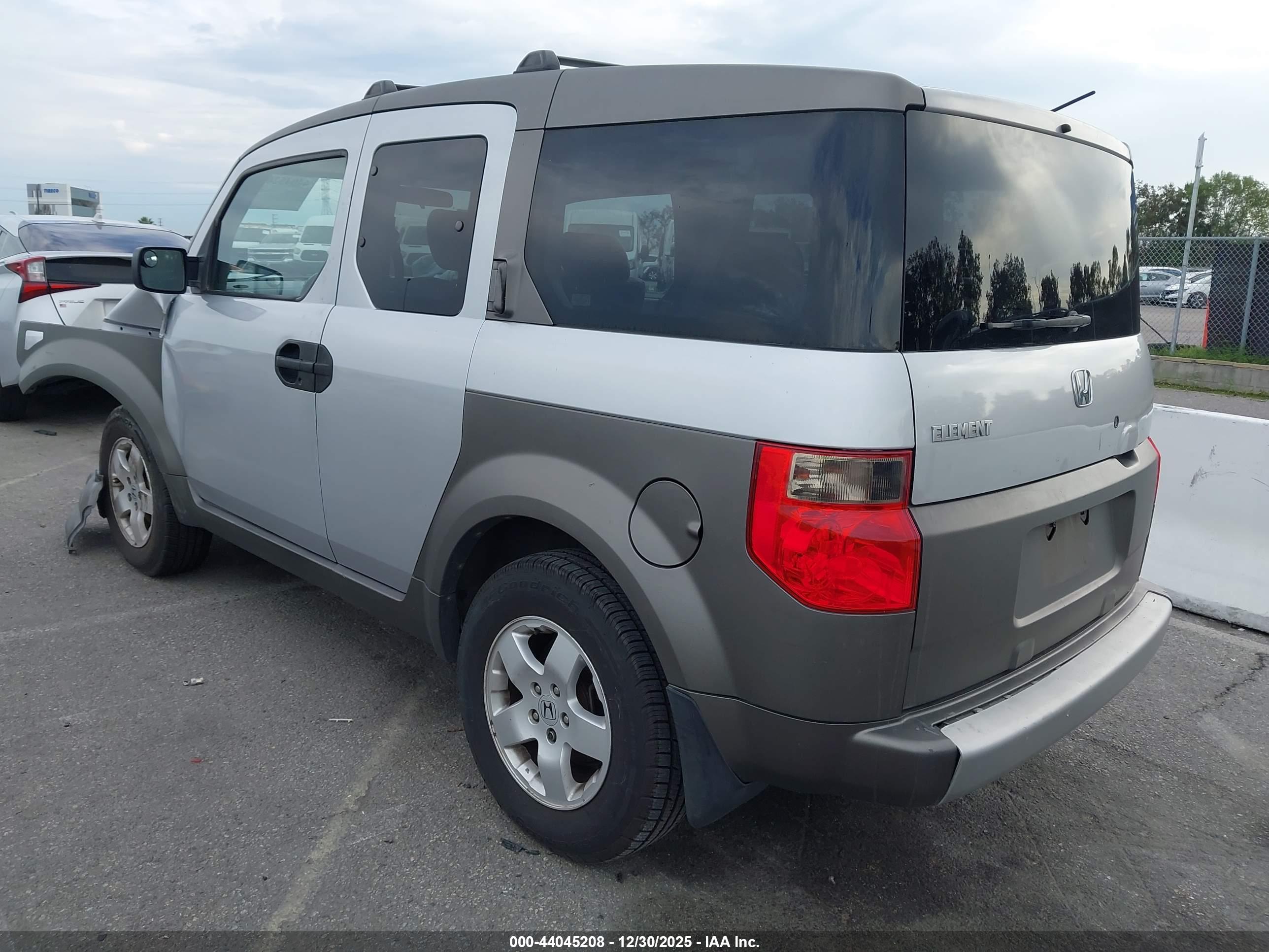 HONDA ELEMENT image 3