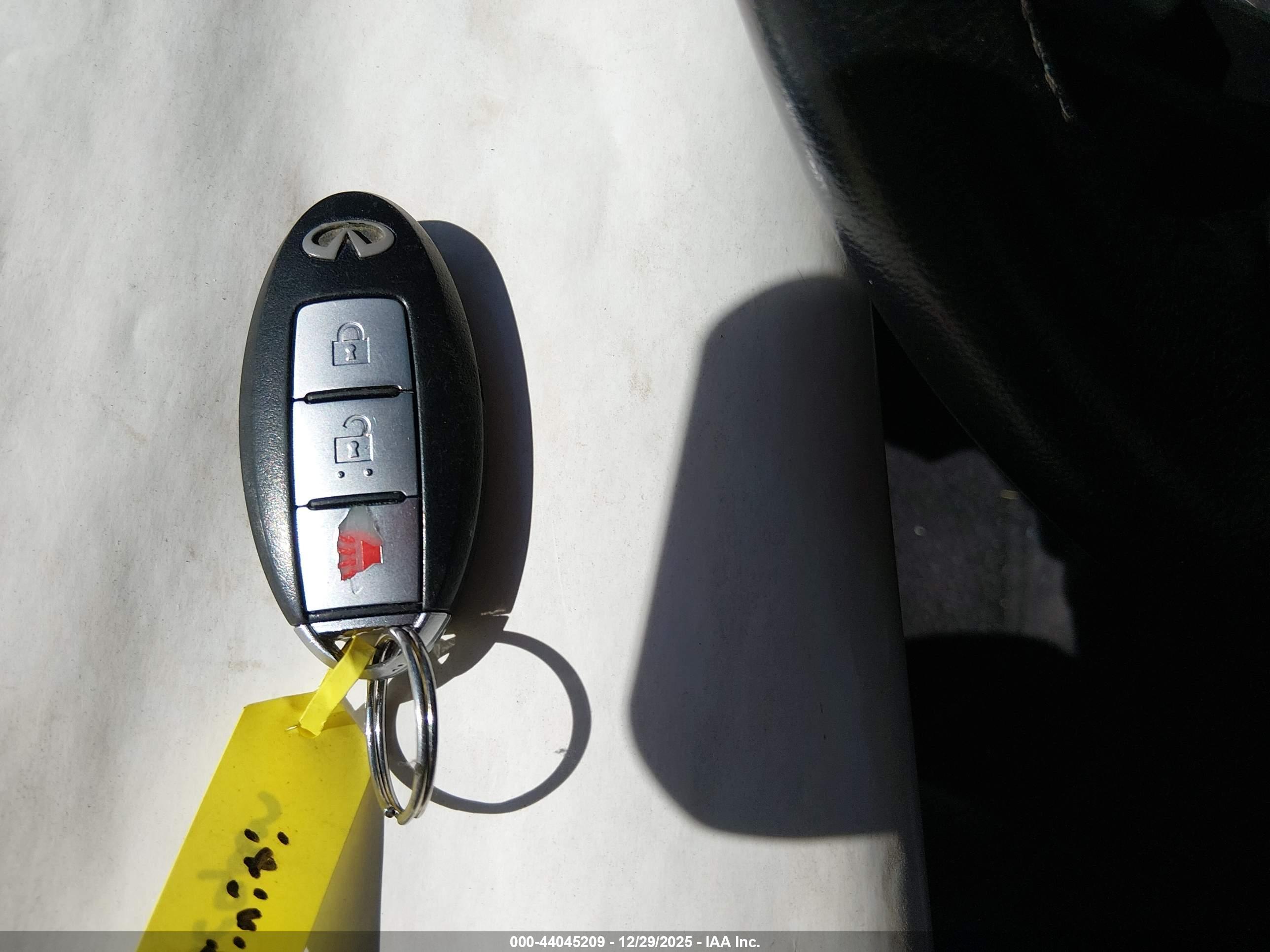 INFINITI FX35 image 11