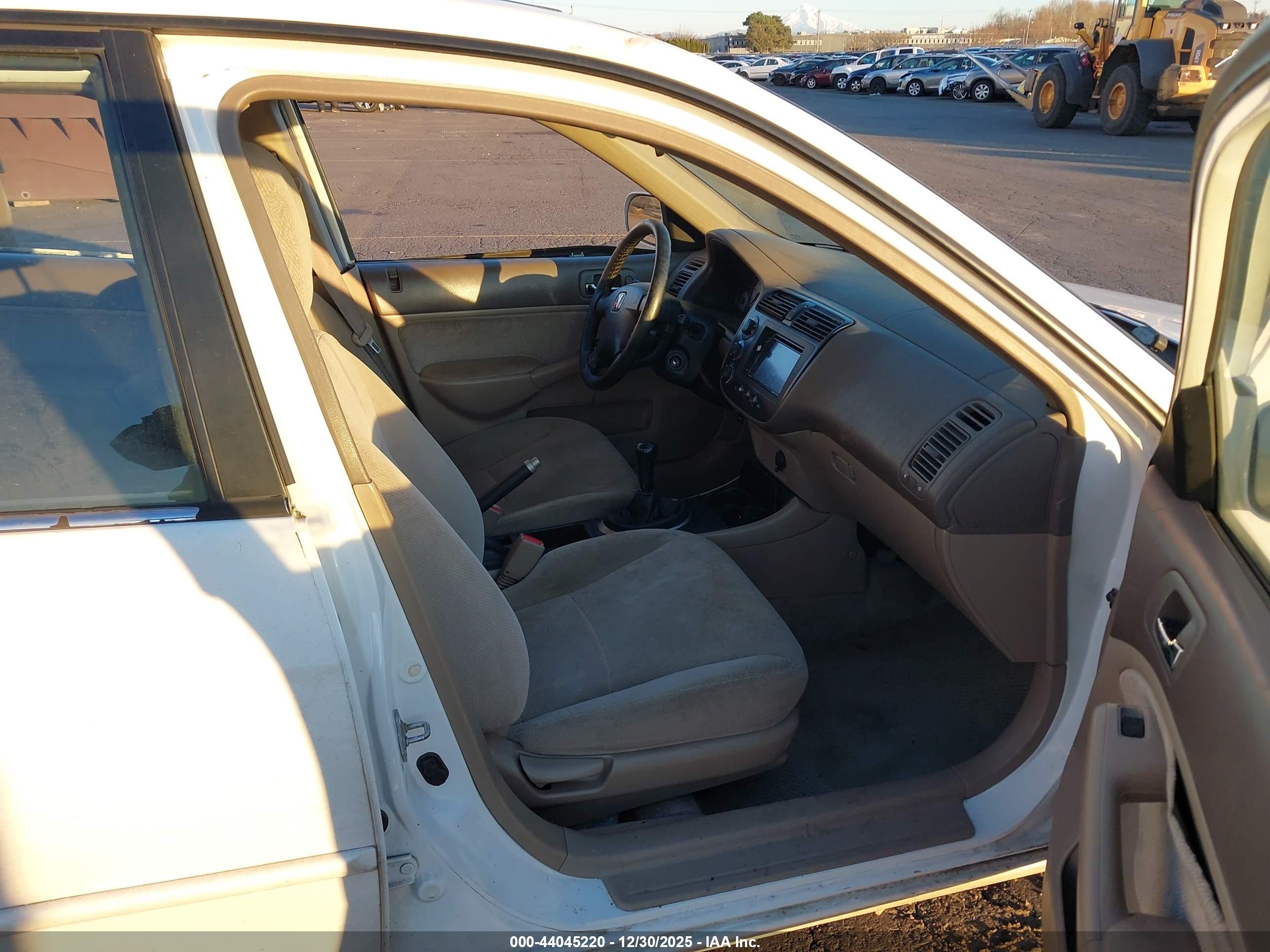 HONDA CIVIC image 5