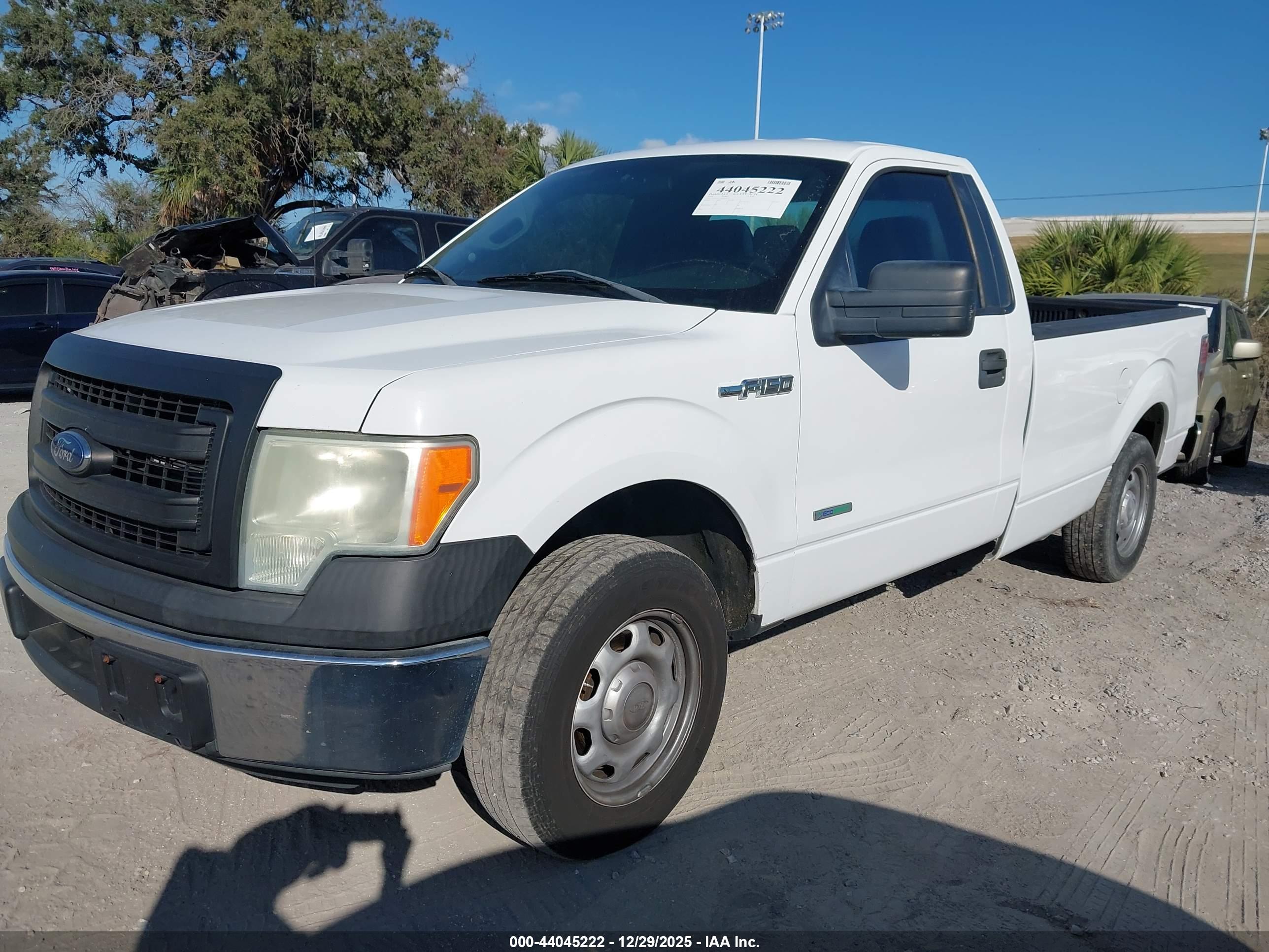 FORD F-150 image 2