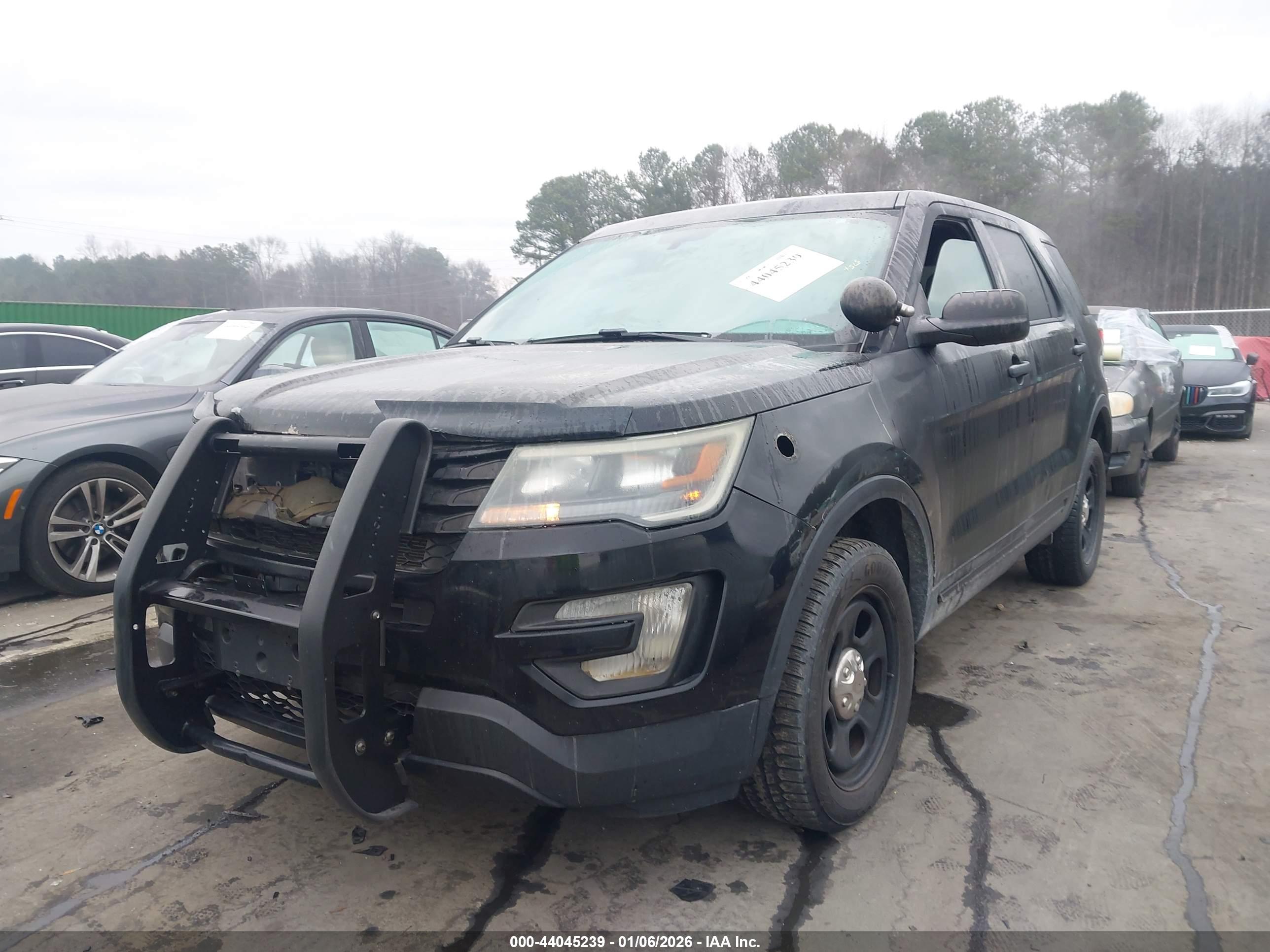 FORD UTILITY image 2