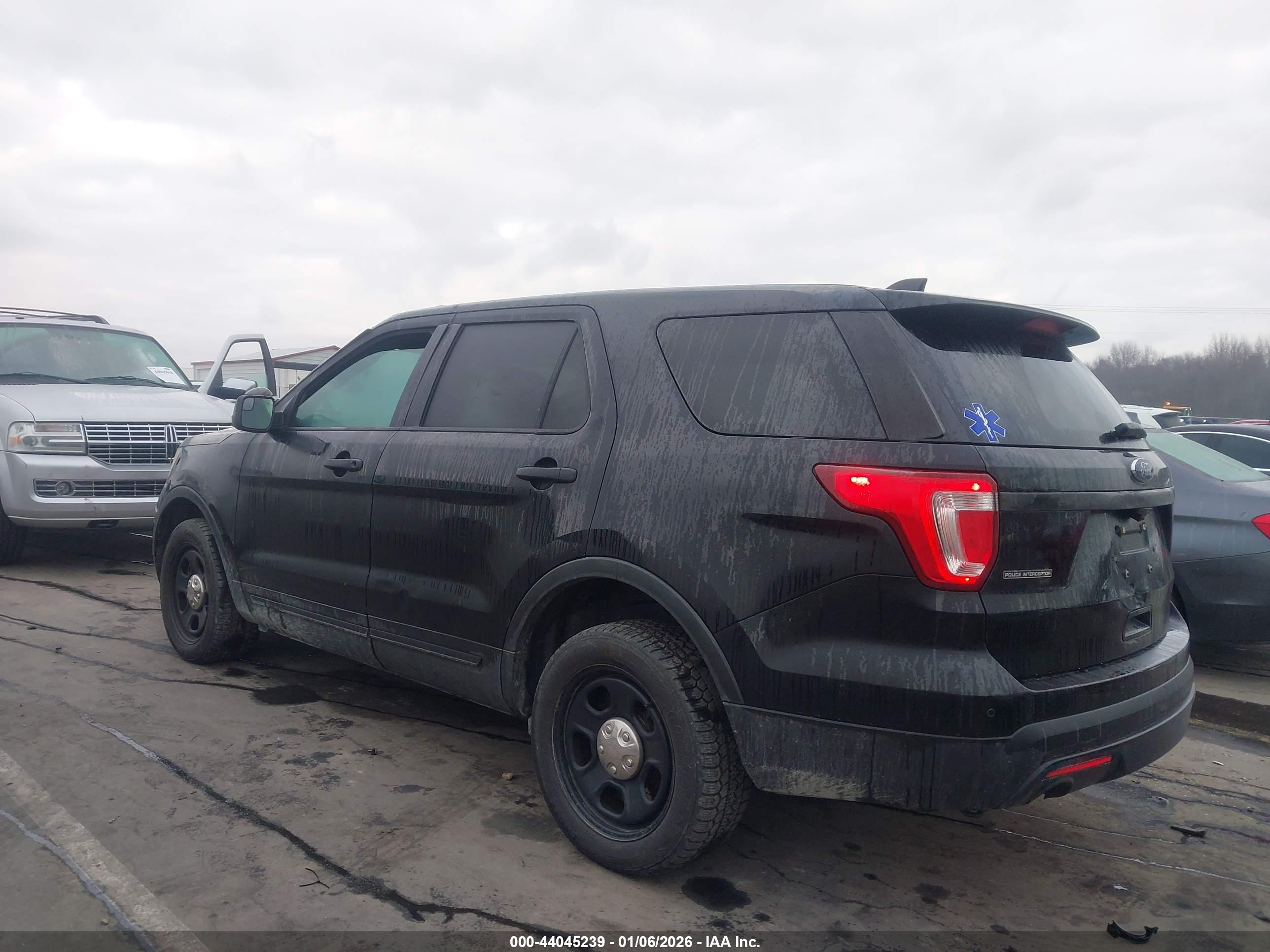 FORD UTILITY image 3
