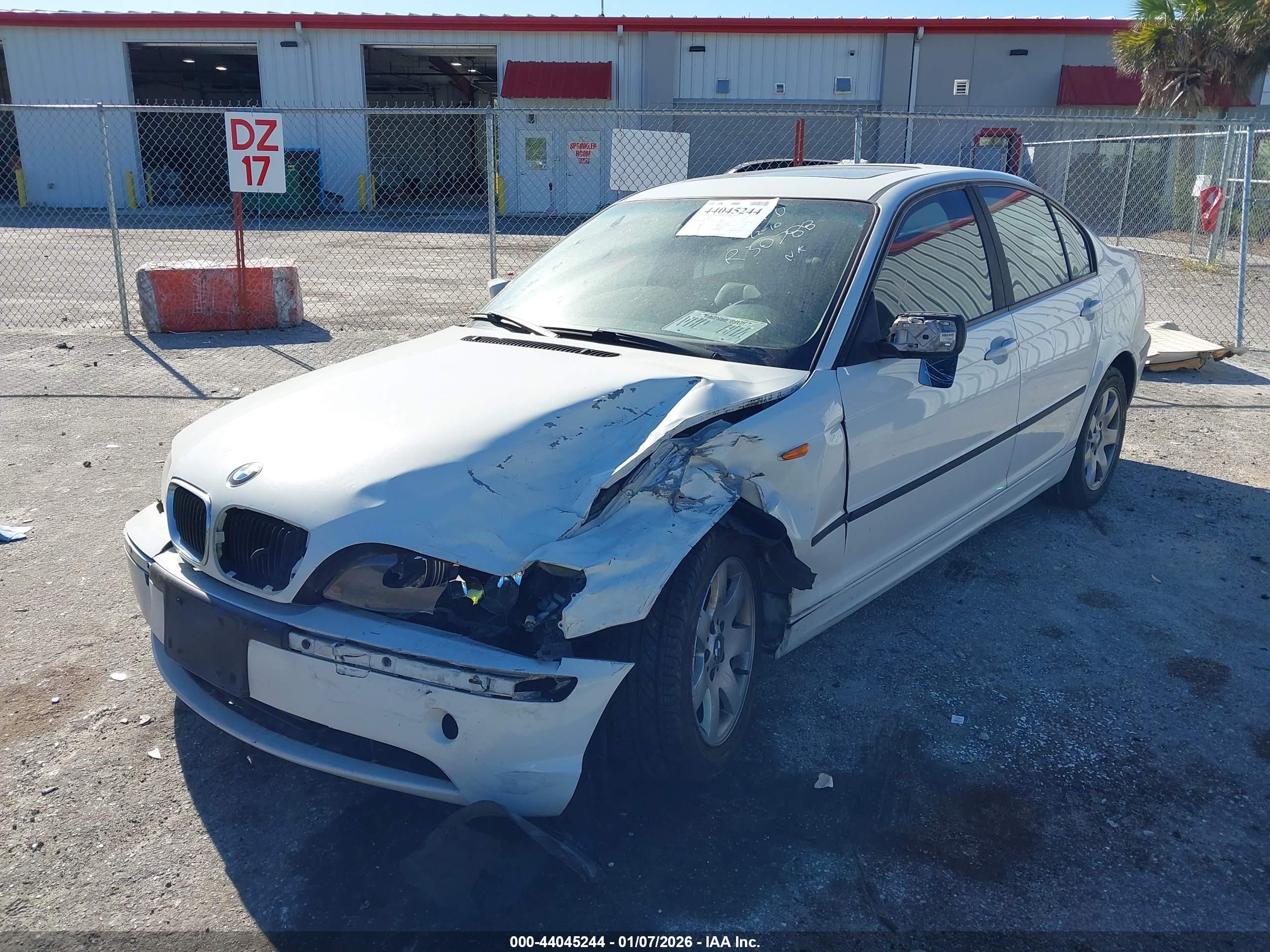 BMW 325I image 6