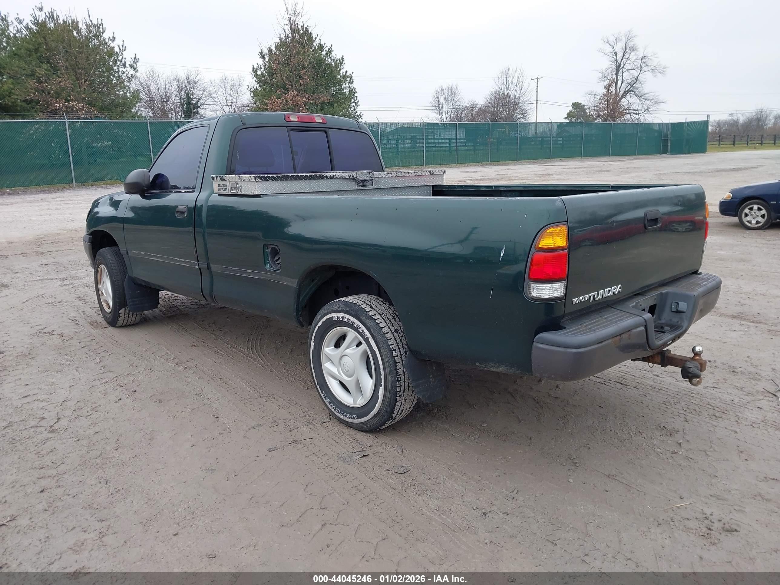 TOYOTA TUNDRA image 3