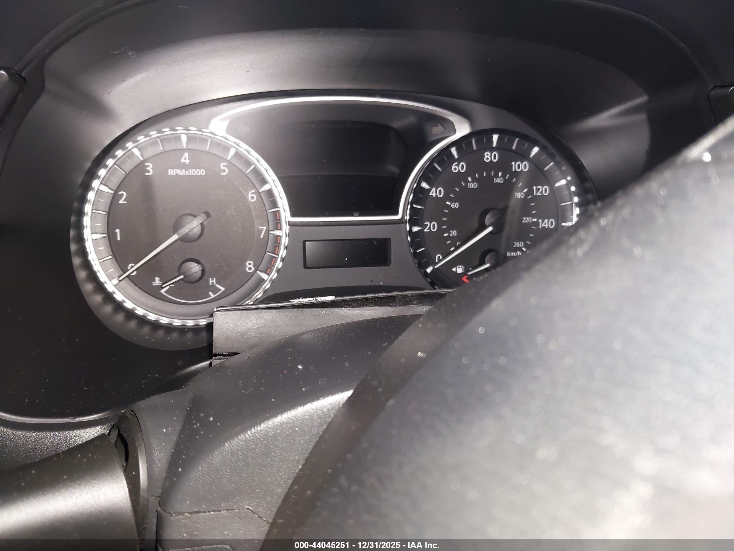 INFINITI JX35 image 7