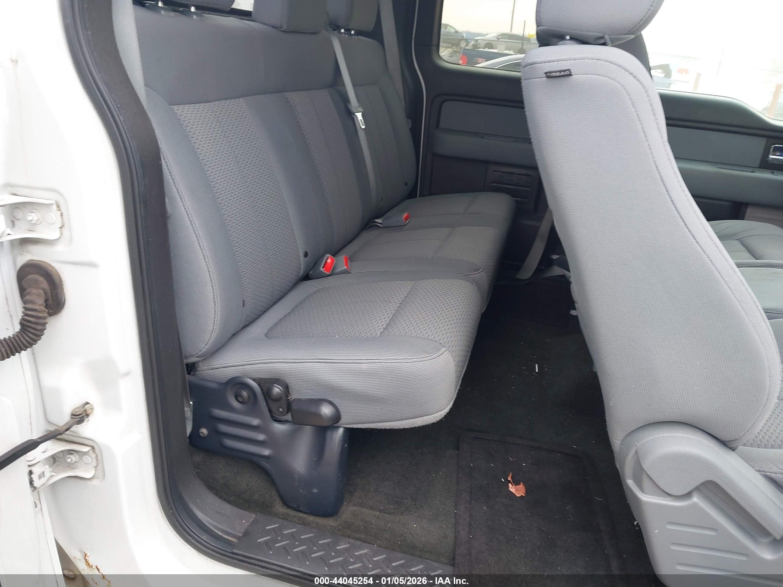 FORD F-150 image 8