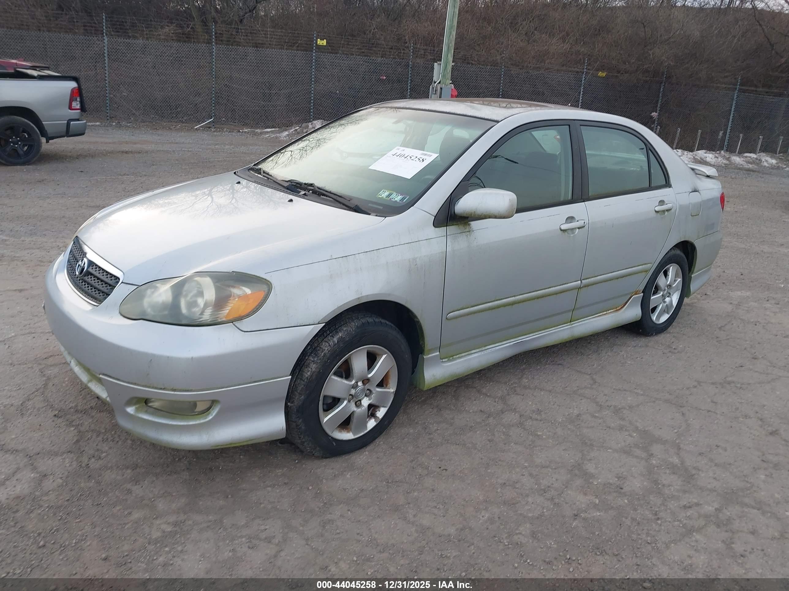 TOYOTA COROLLA image 2
