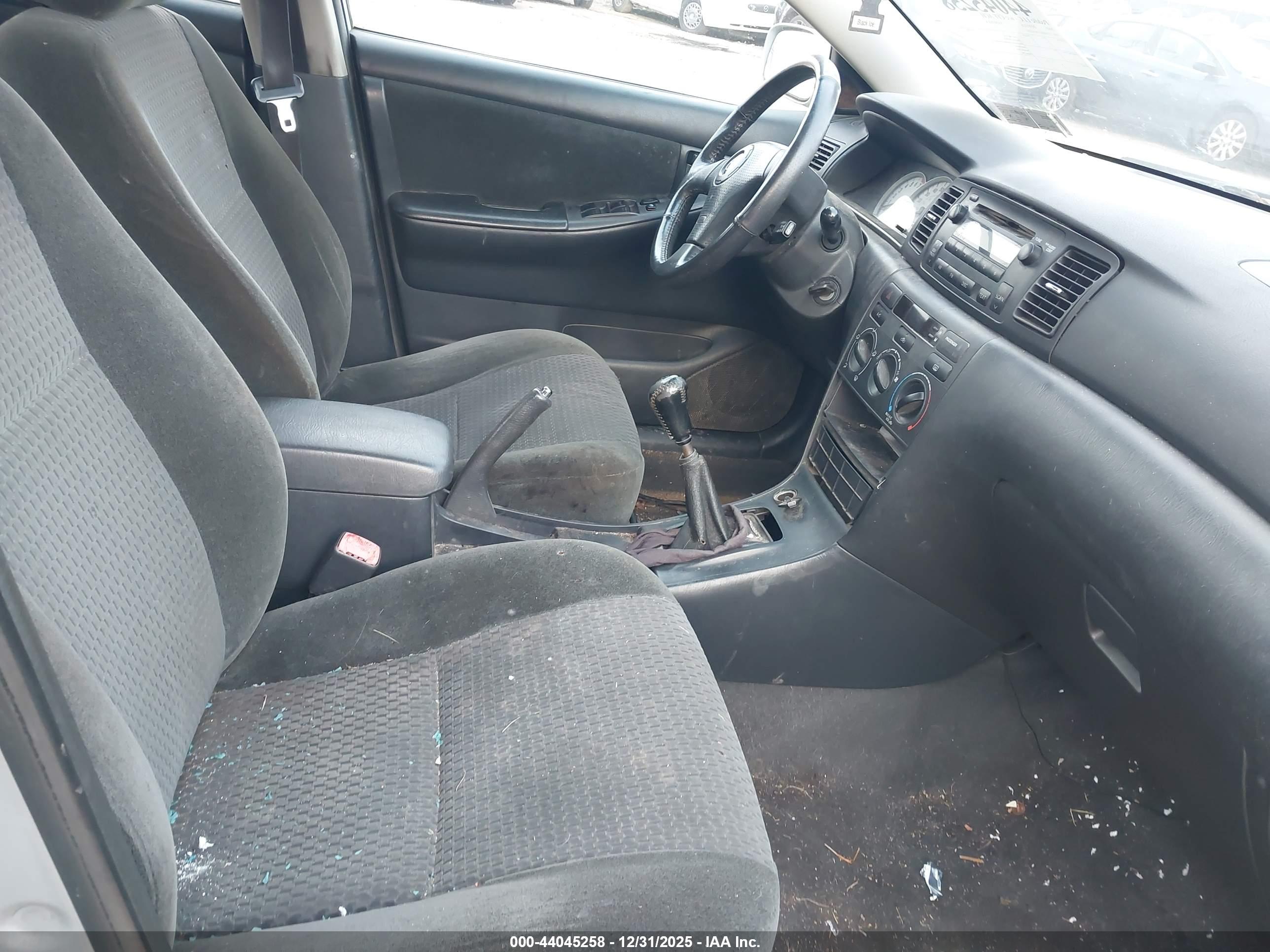 TOYOTA COROLLA image 5