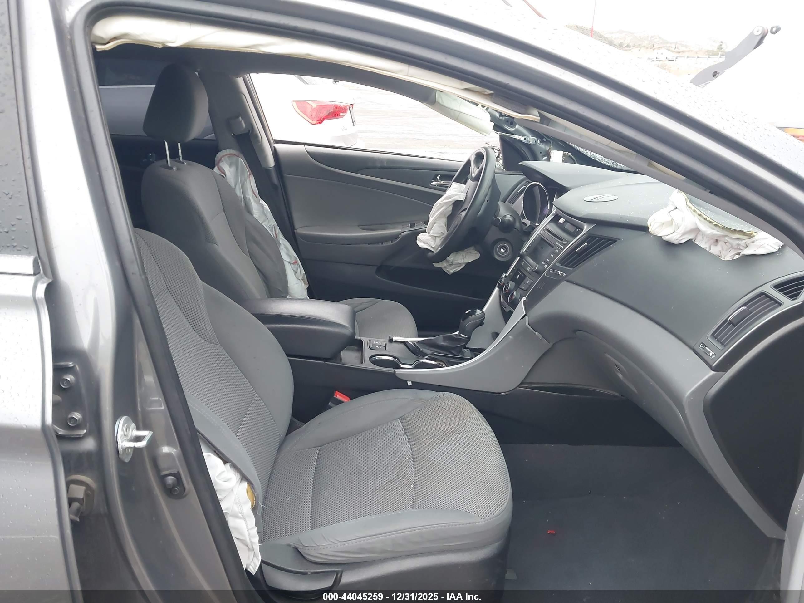 HYUNDAI SONATA image 5