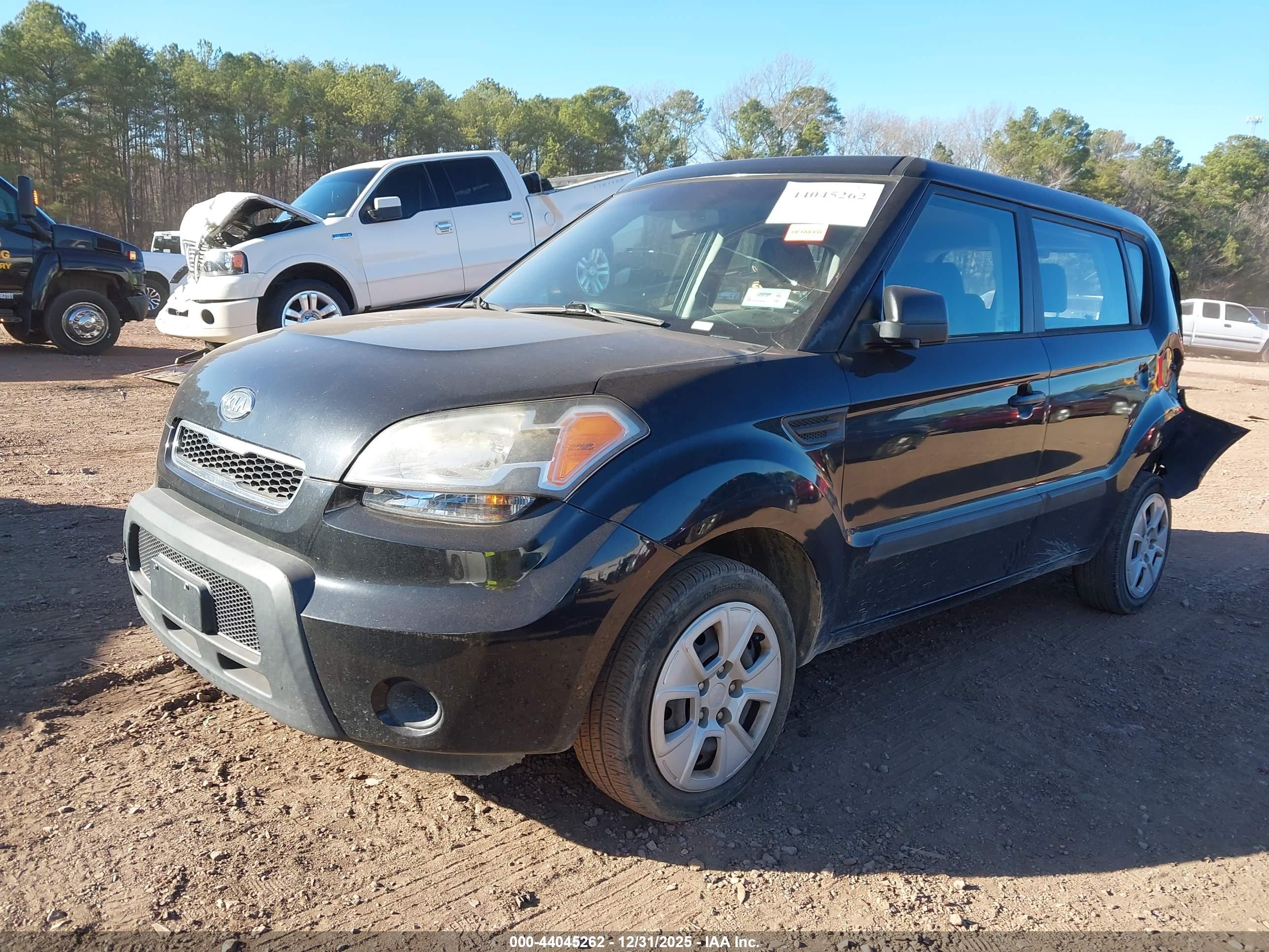 KIA SOUL image 2