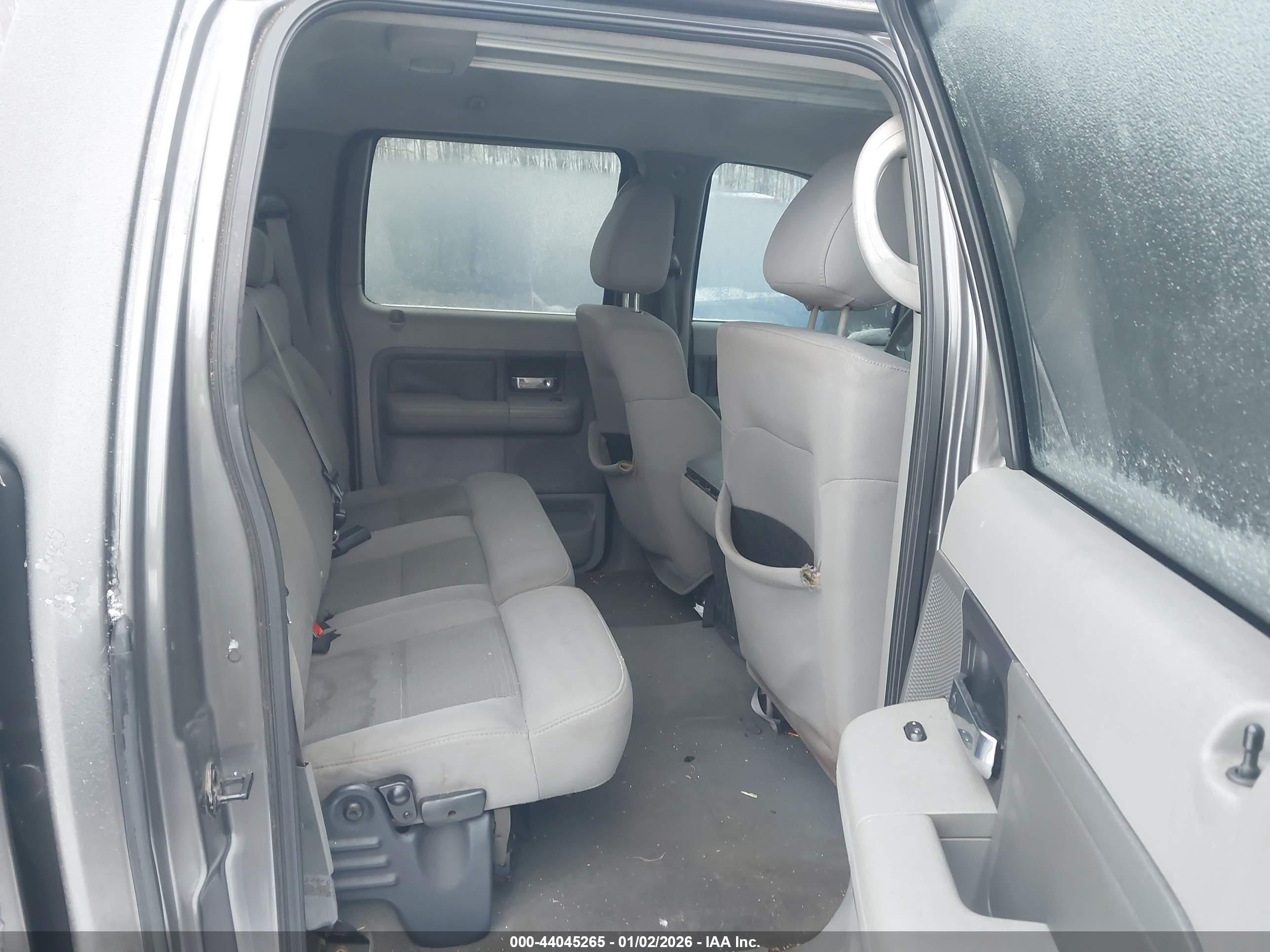 FORD F-150 image 8