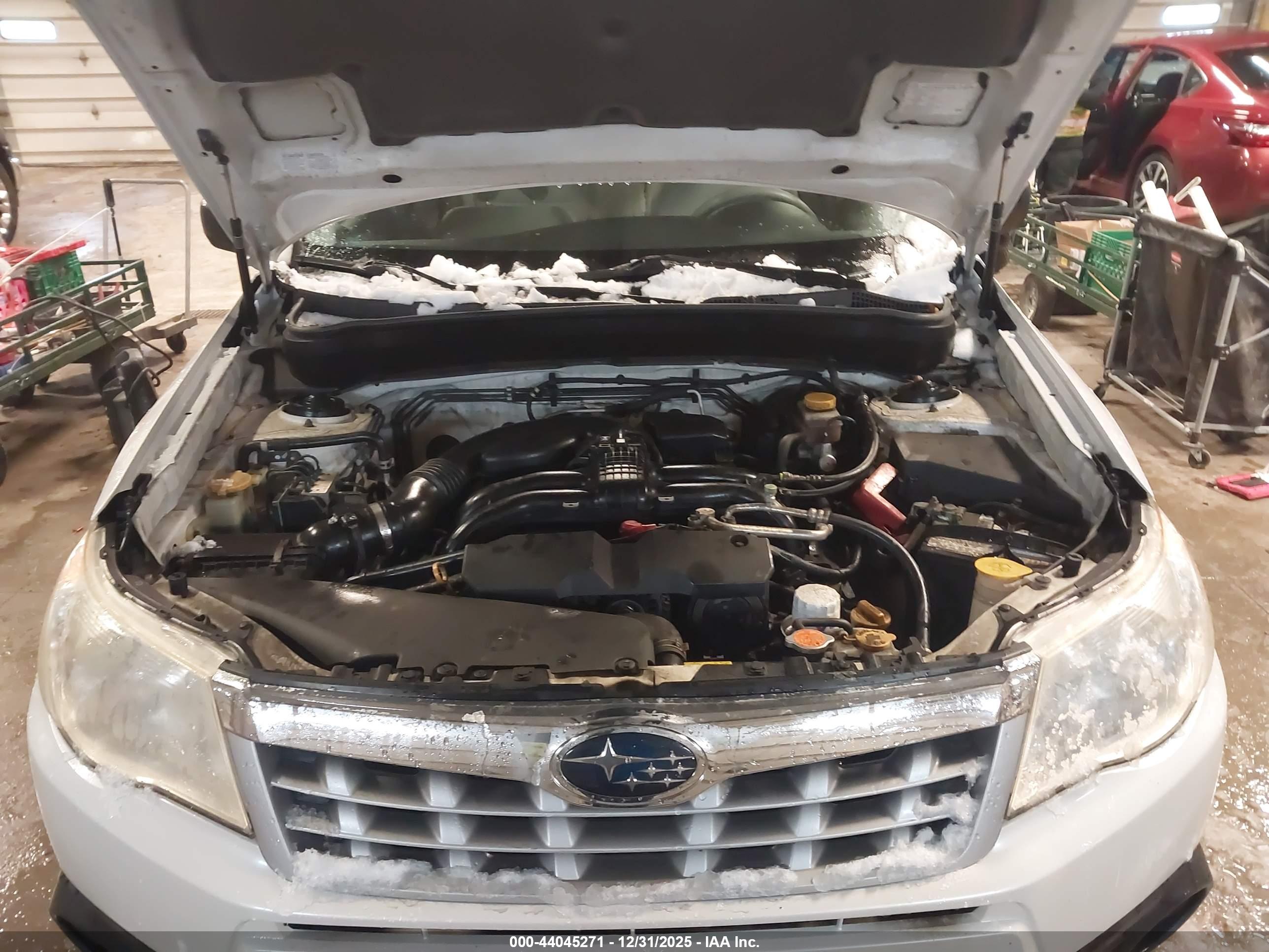 SUBARU FORESTER image 10