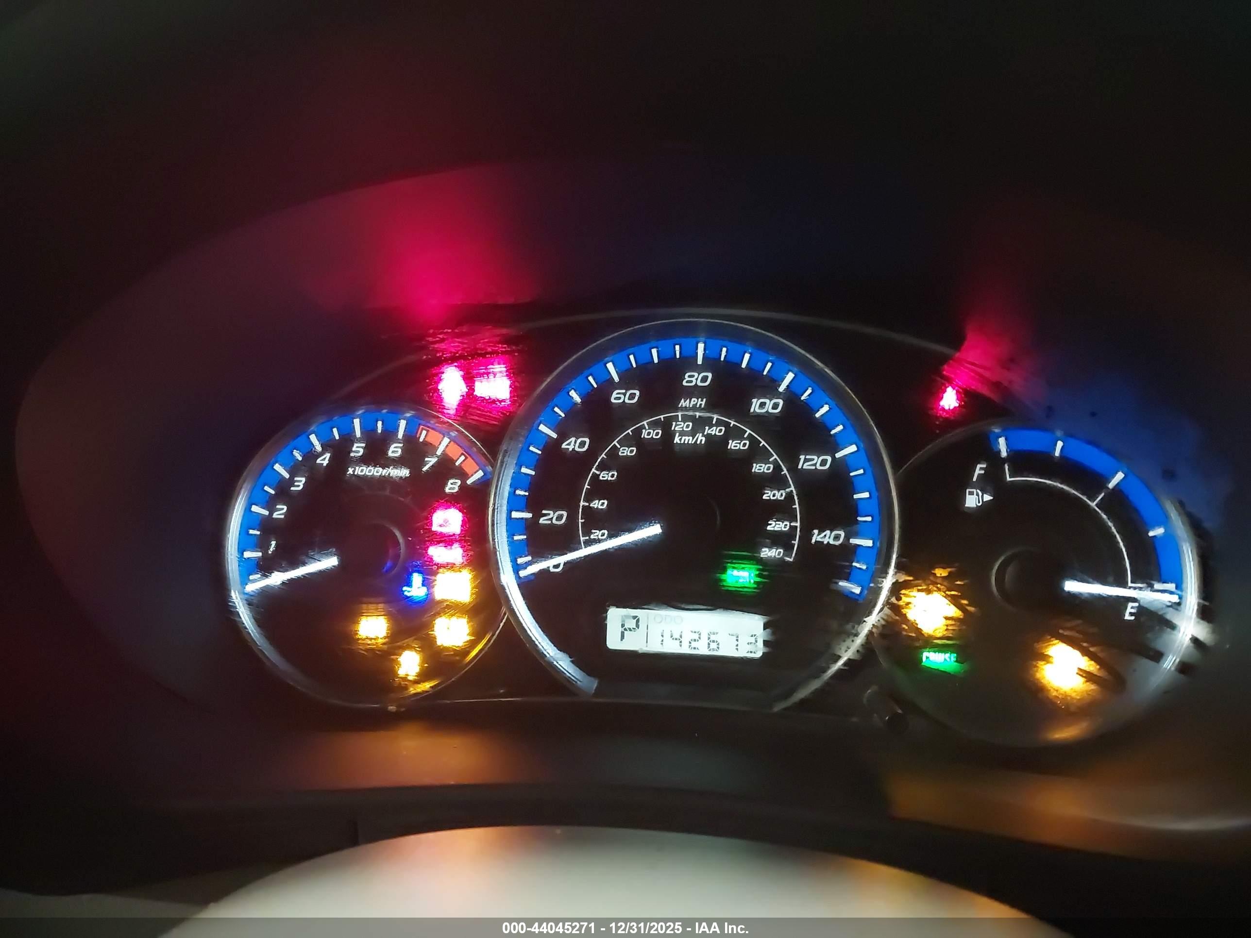 SUBARU FORESTER image 7