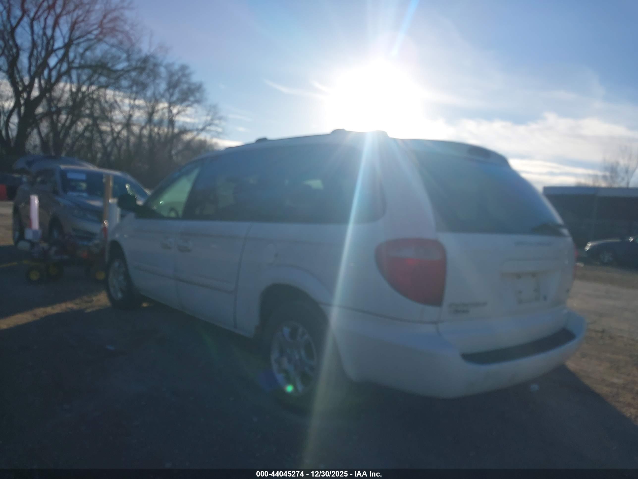 DODGE GRAND image 3