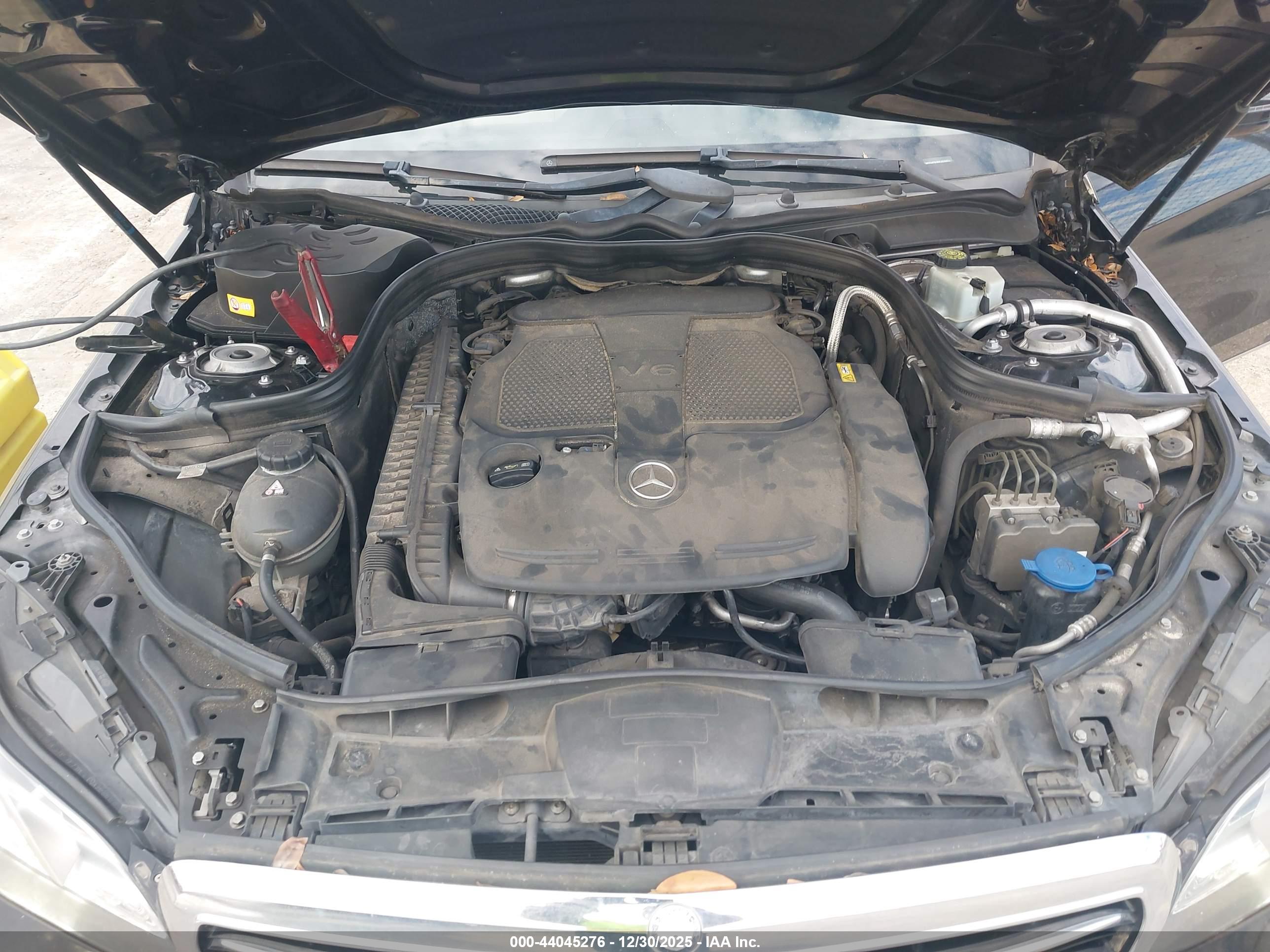MERCEDES-BENZ E image 10