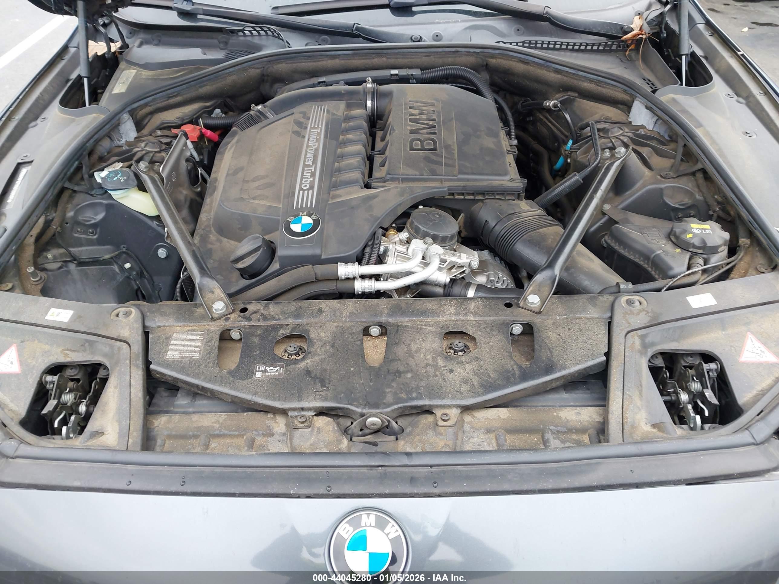 BMW 535I image 10