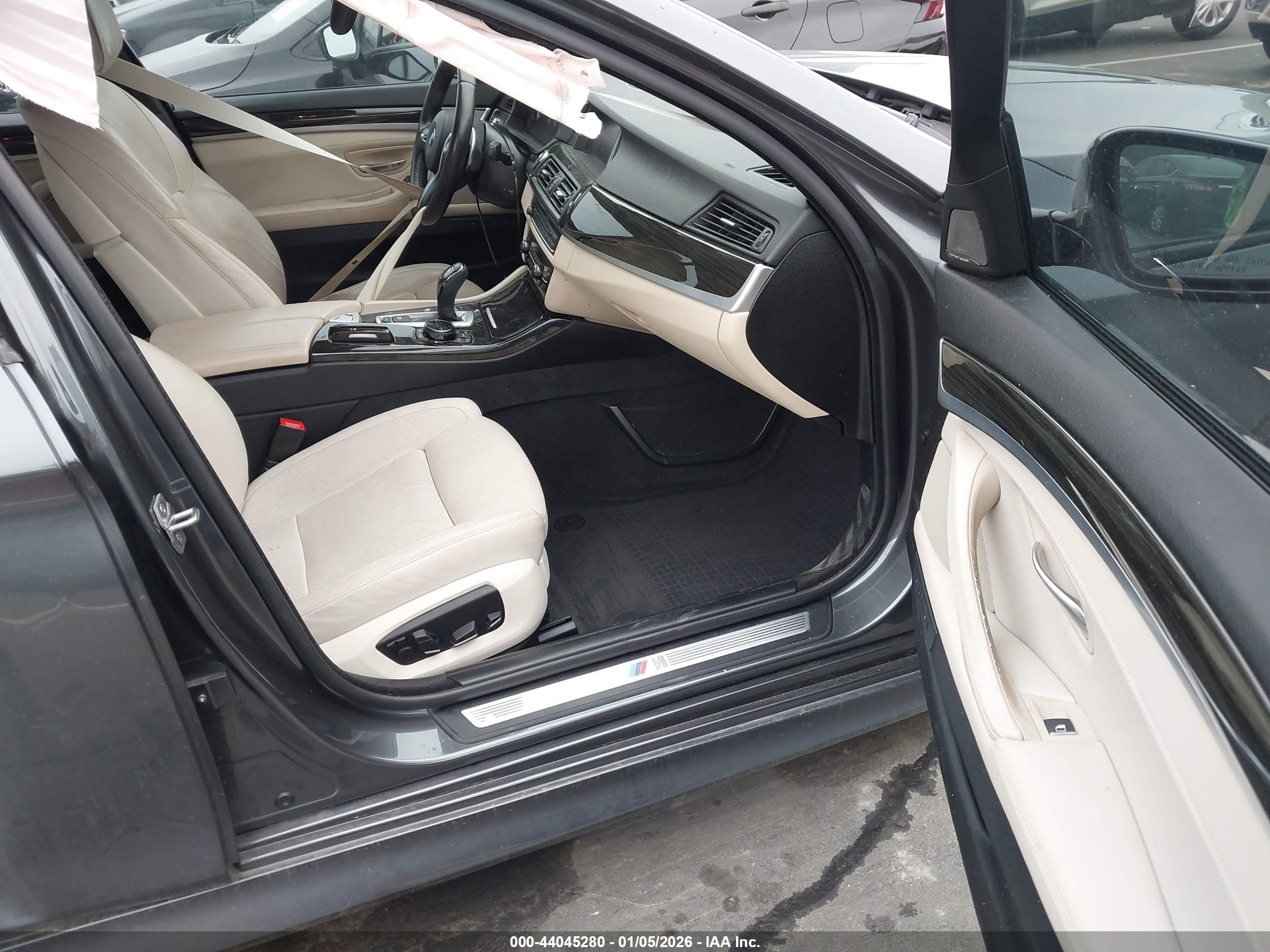 BMW 535I image 5