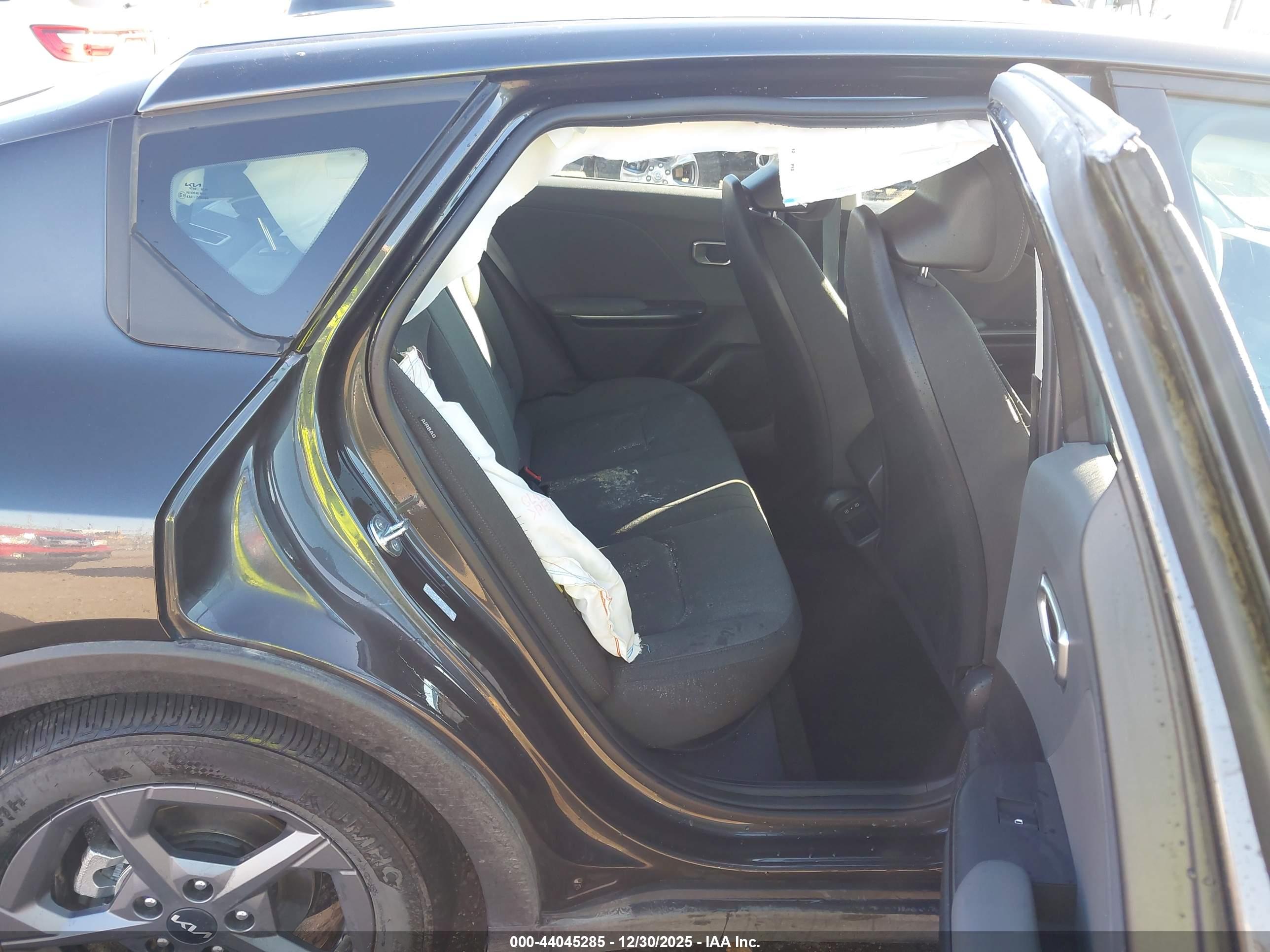 KIA K4 image 8