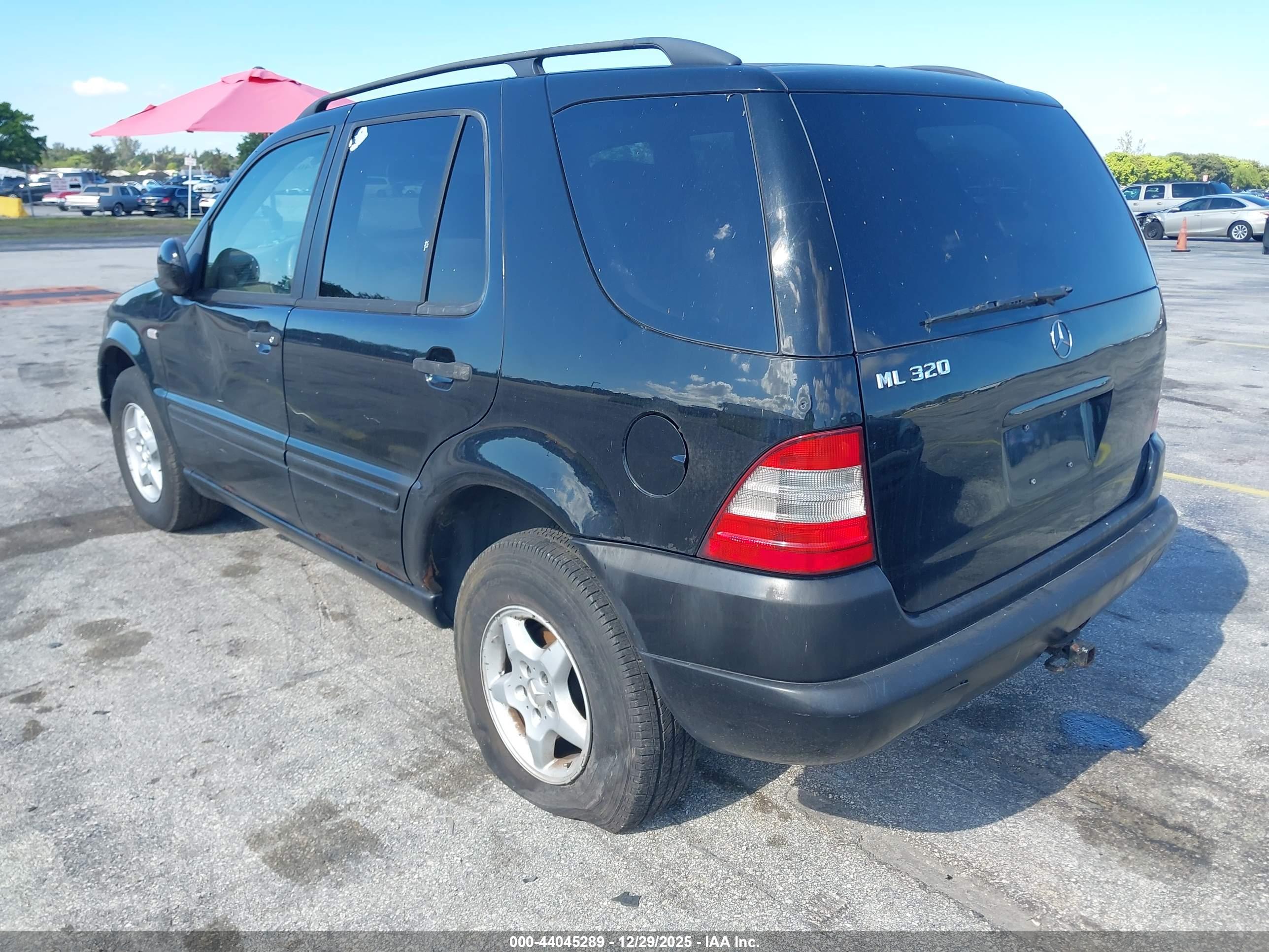 MERCEDES-BENZ ML image 3