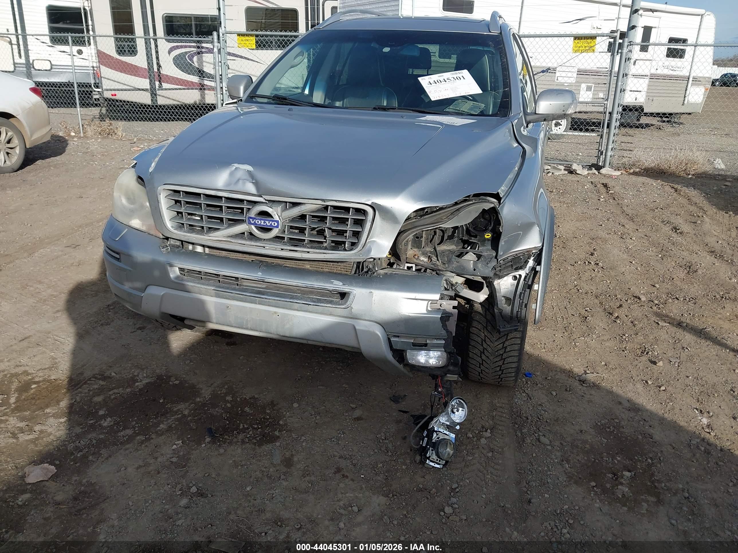 VOLVO XC90 image 6