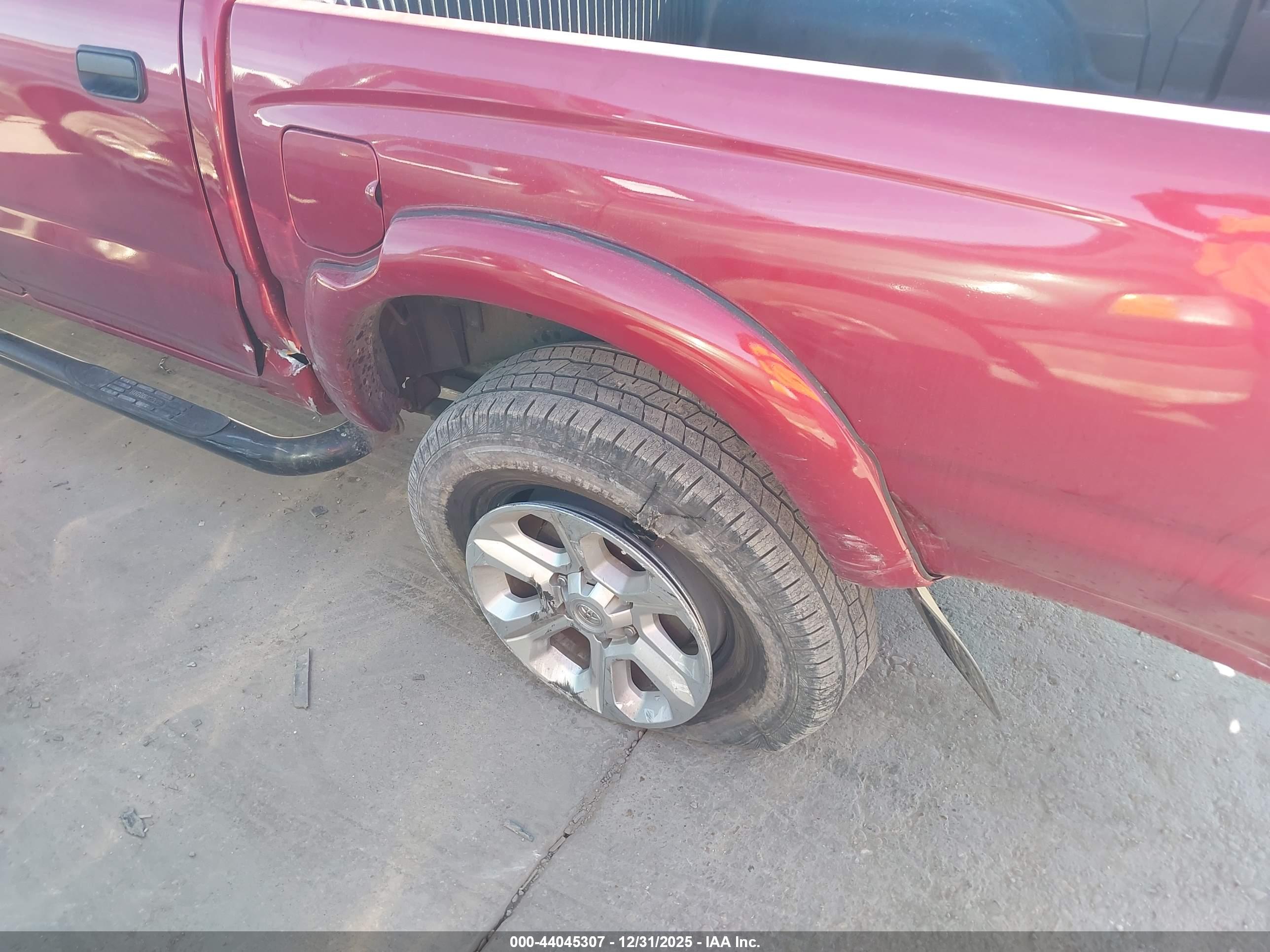 TOYOTA TACOMA image 6
