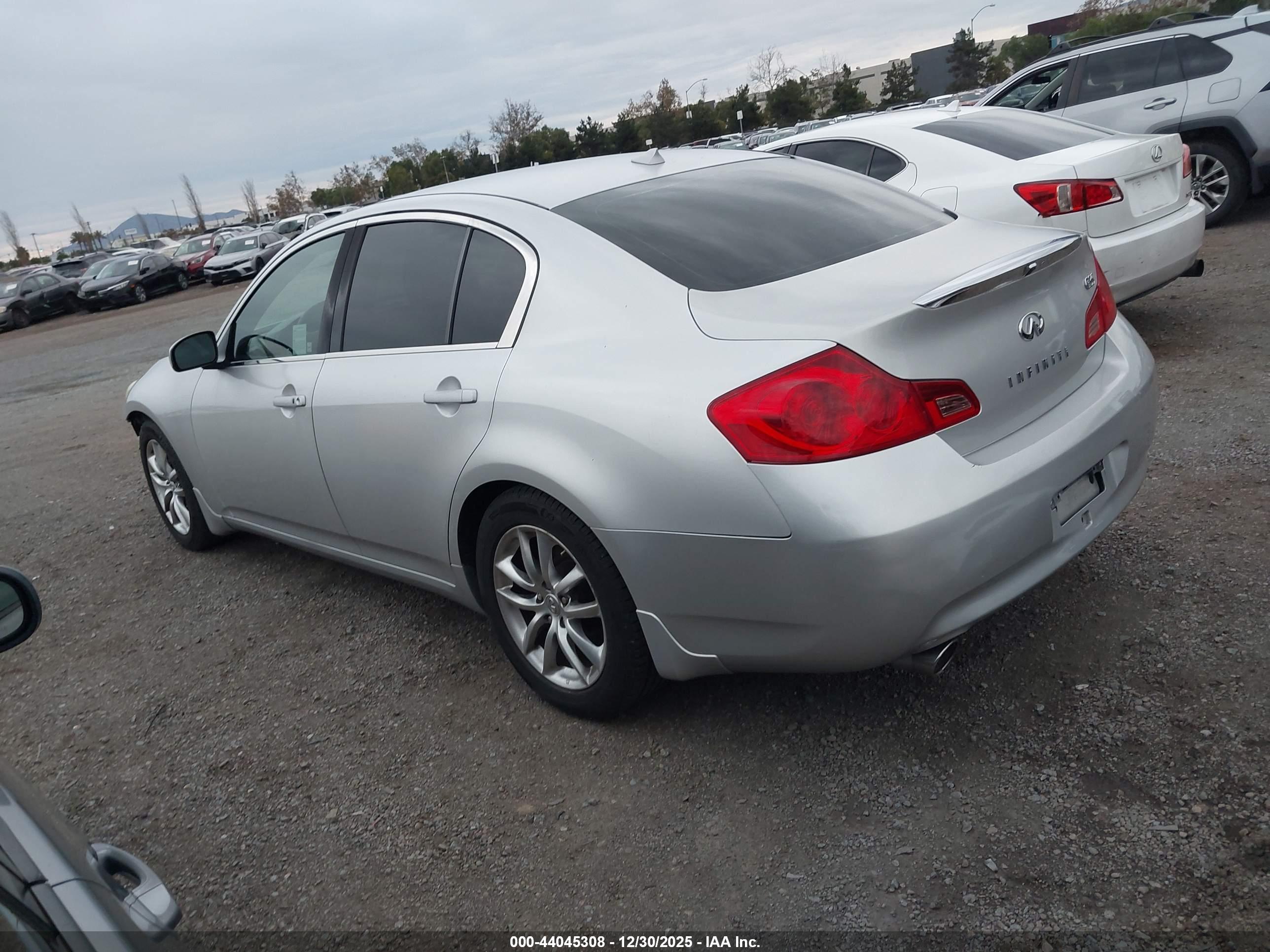 INFINITI G35 image 3