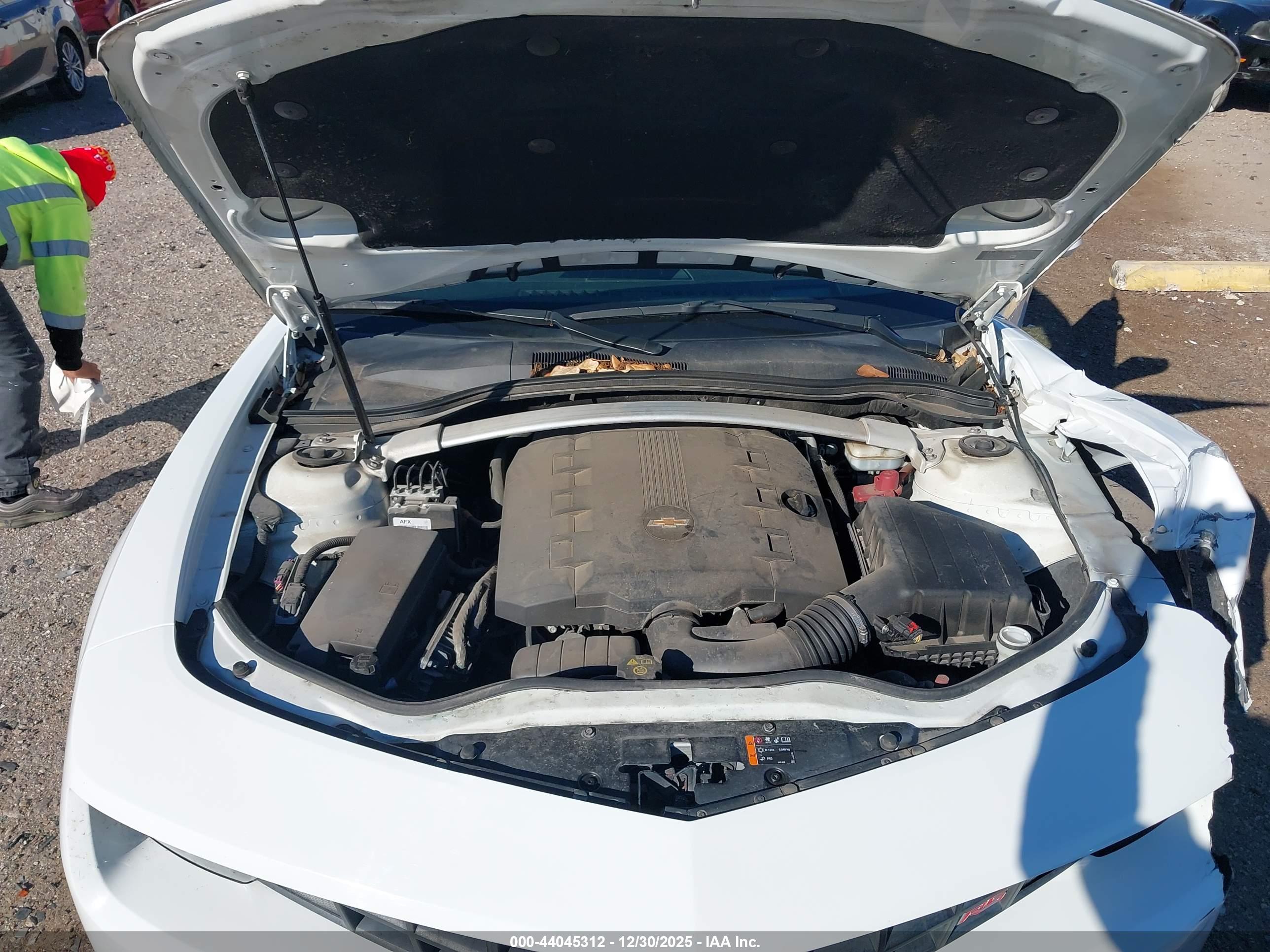 CHEVROLET CAMARO image 10